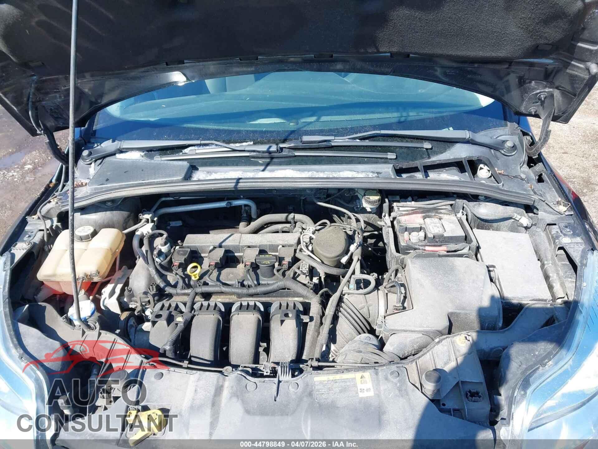 FORD FOCUS 2013 - 1FADP3F27DL300779