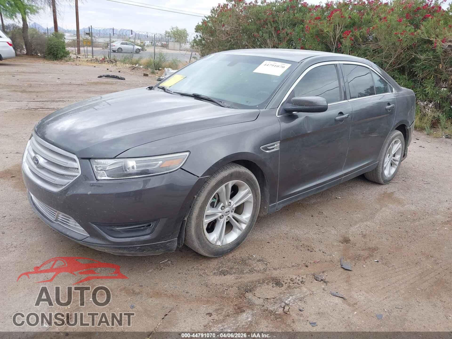 FORD TAURUS 2016 - 1FAHP2E85GG141758