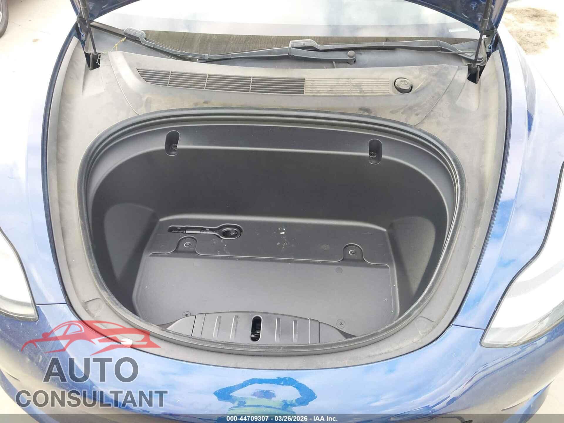 TESLA MODEL 3 2020 - 5YJ3E1EB7LF667605