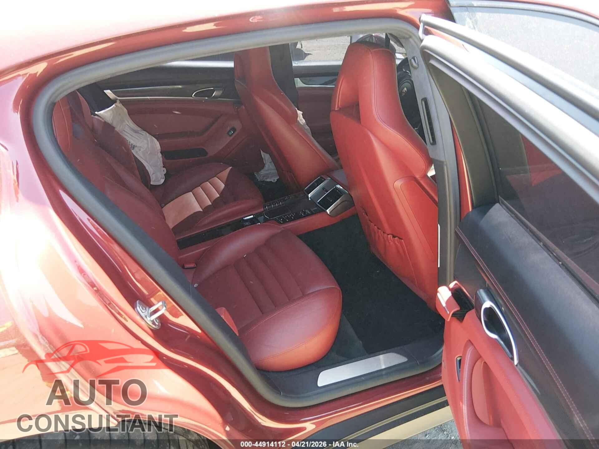 PORSCHE PANAMERA 2014 - WP0AF2A72EL083723