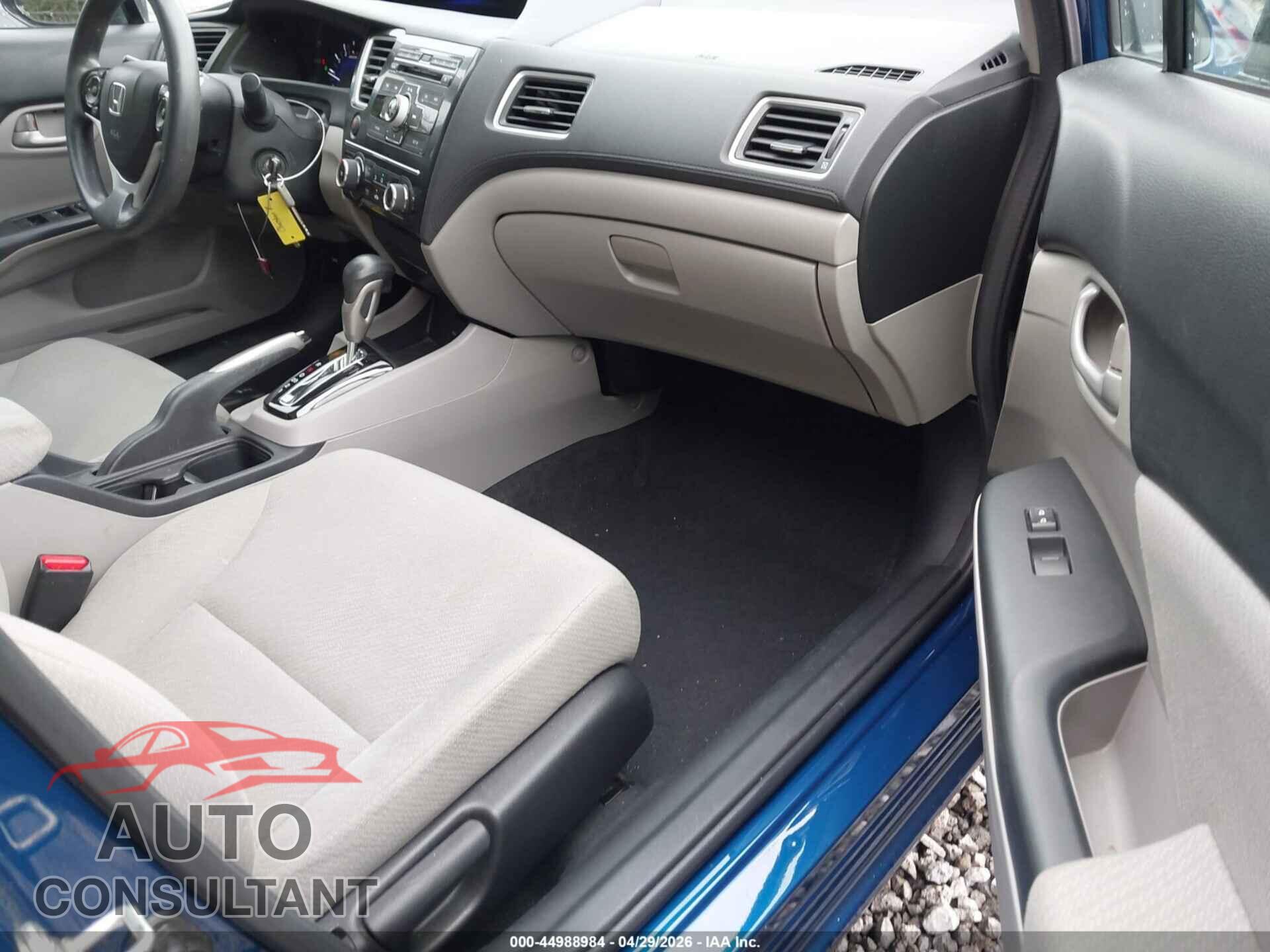 HONDA CIVIC 2013 - 19XFB2F58DE078784