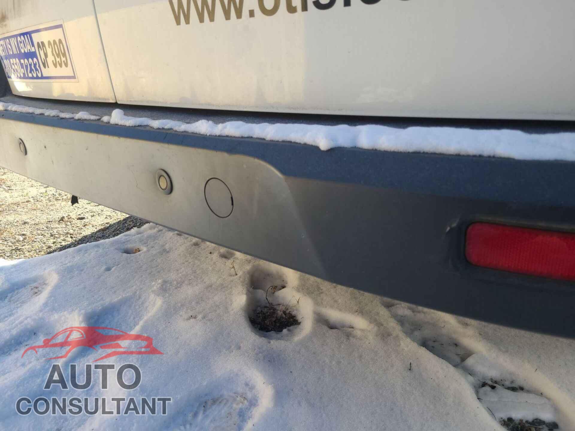 FORD TRANSIT CONNECT 2017 - NM0LS7E78H1325438
