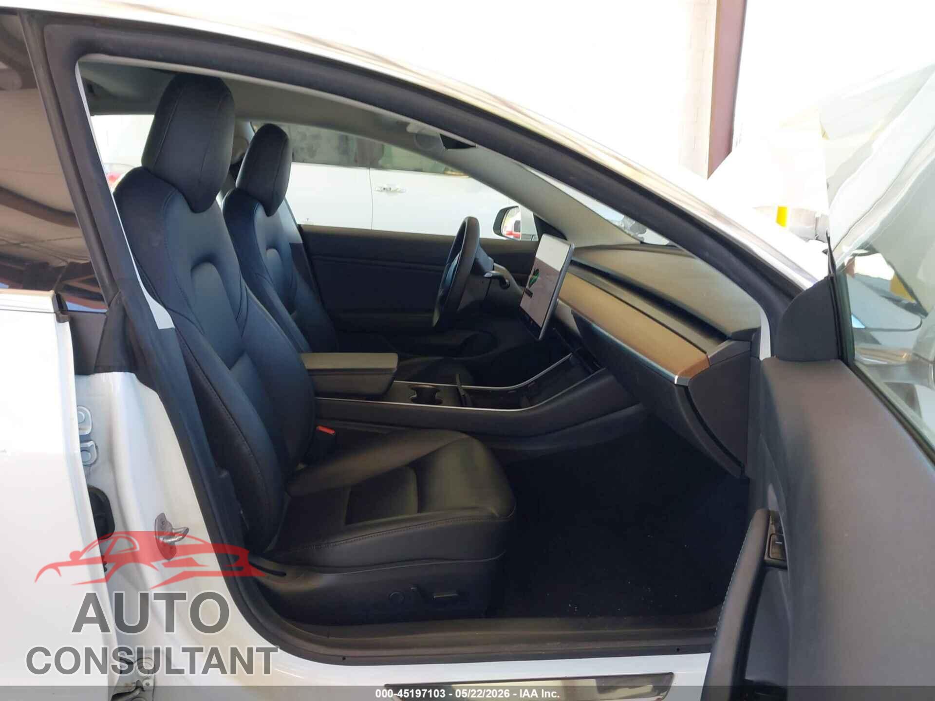 TESLA MODEL 3 2019 - 5YJ3E1EA6KF466915