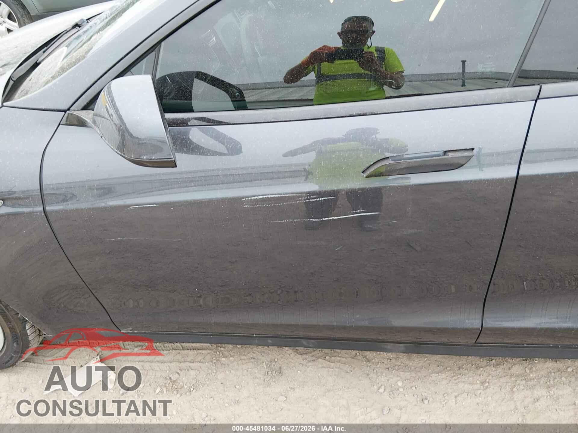 TESLA MODEL S 2015 - 5YJSA1S29FF093993