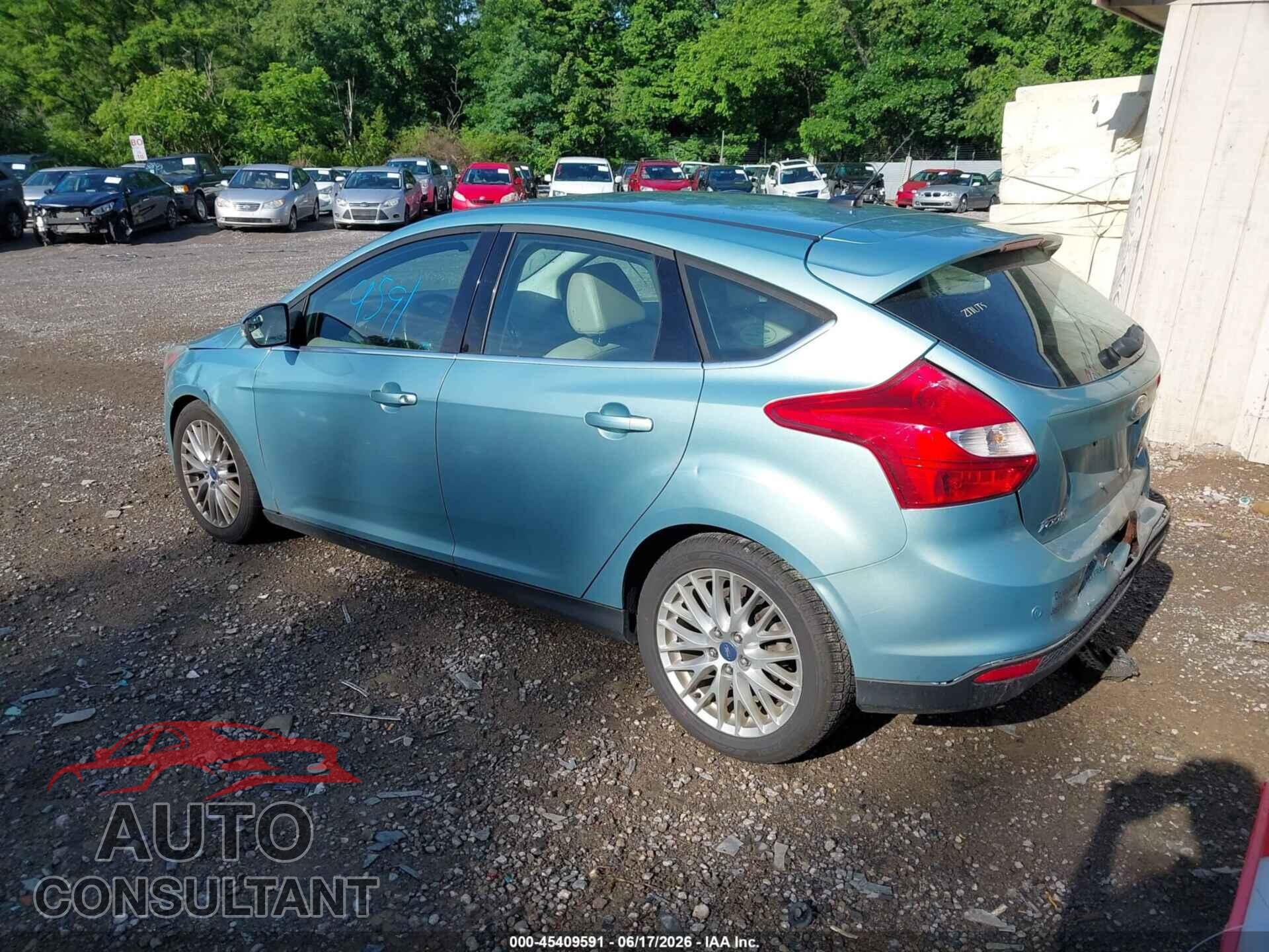 FORD FOCUS 2012 - 1FAHP3M21CL446940