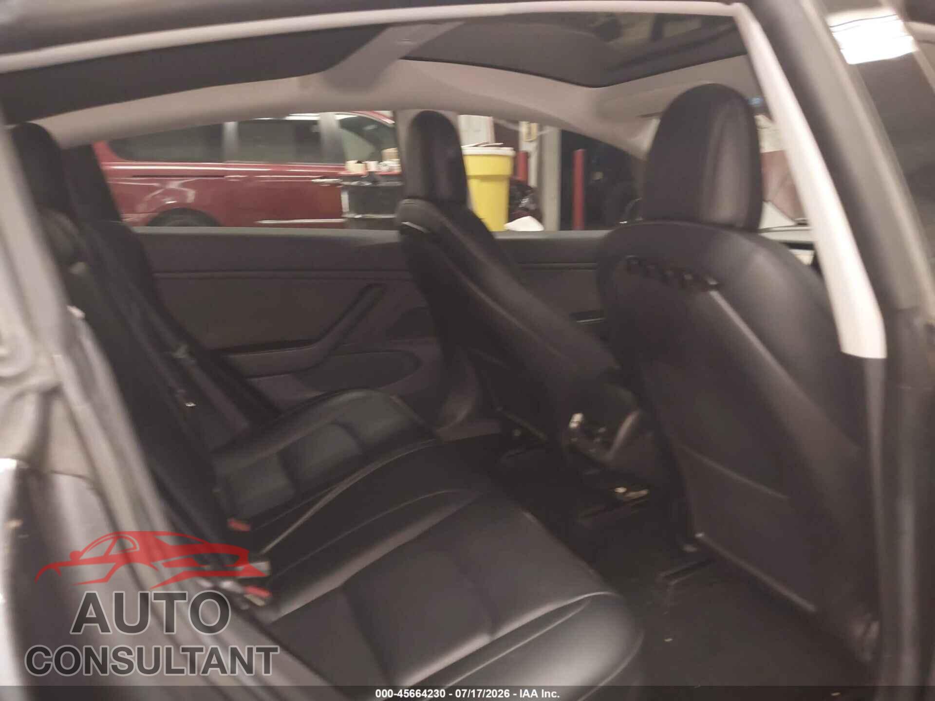 TESLA MODEL 3 2019 - 5YJ3E1EB7KF413536