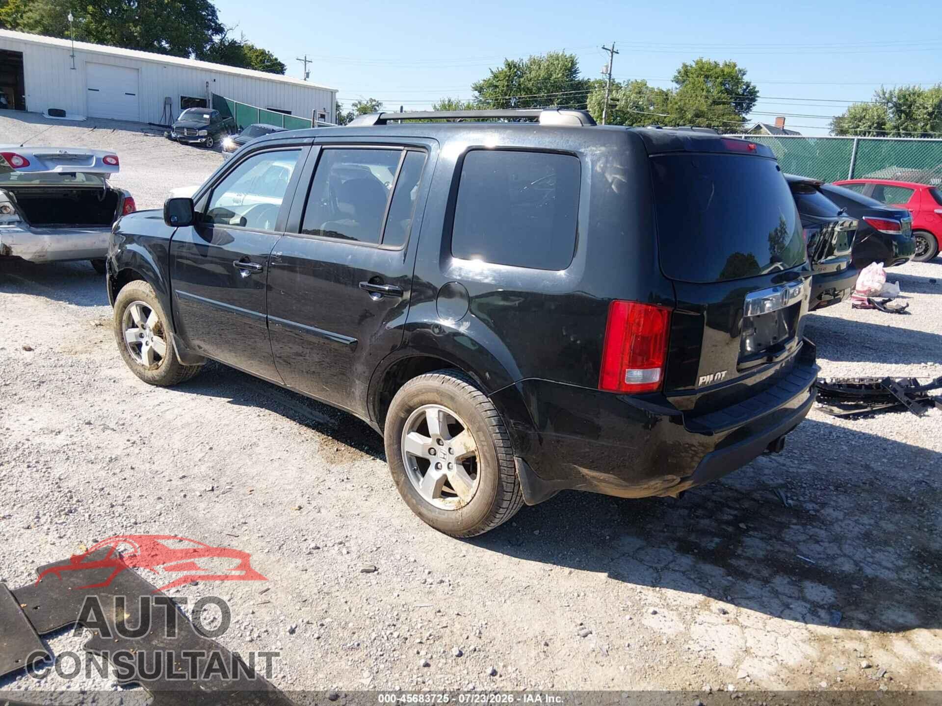 HONDA PILOT 2011 - 5FNYF3H59BB048586
