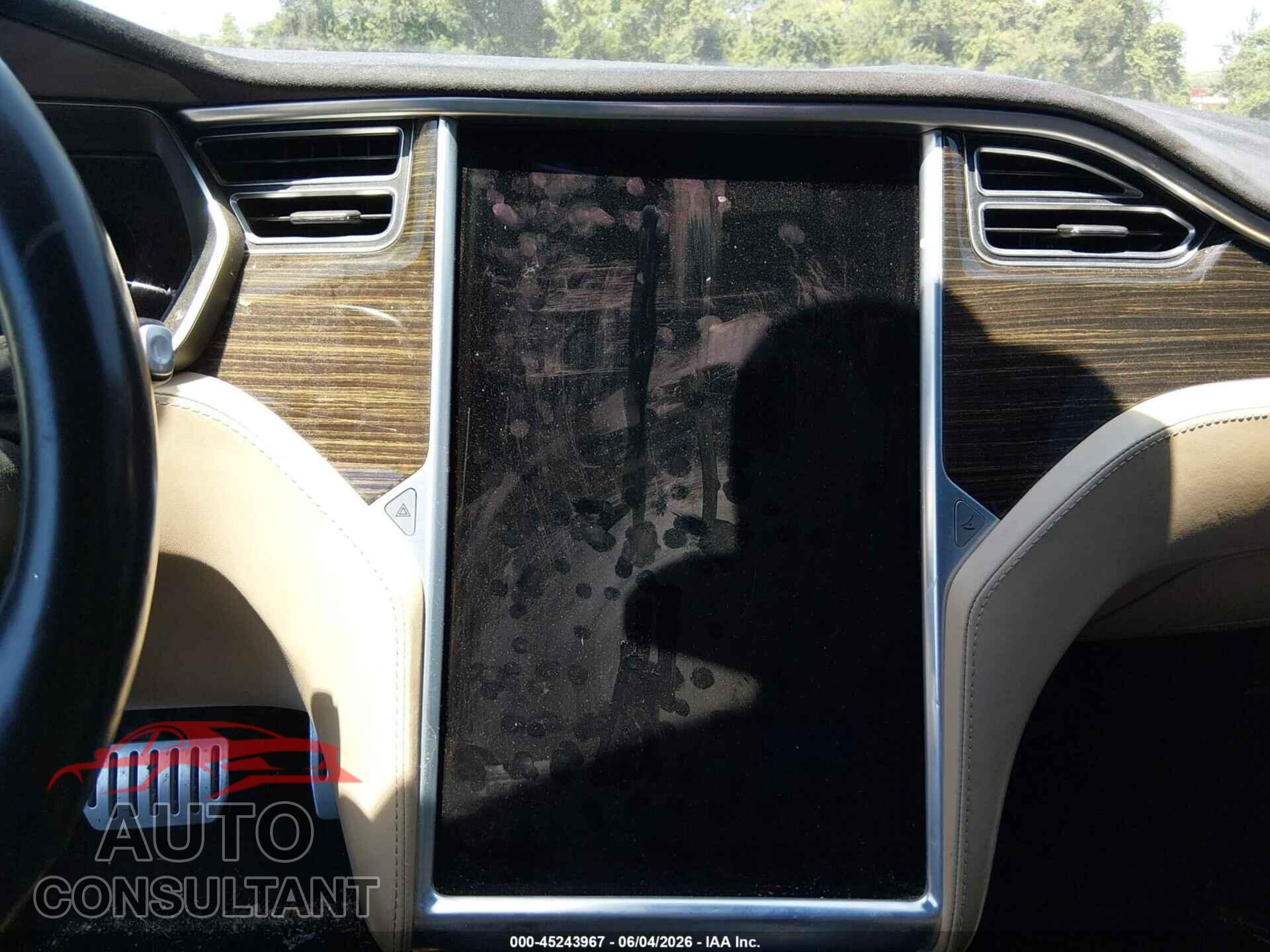 TESLA MODEL S 2016 - 5YJSA1E42GF127268