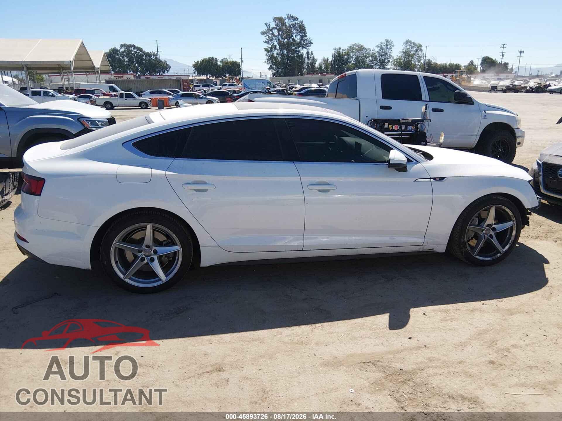 AUDI A5 2019 - WAUDNCF56KA074881