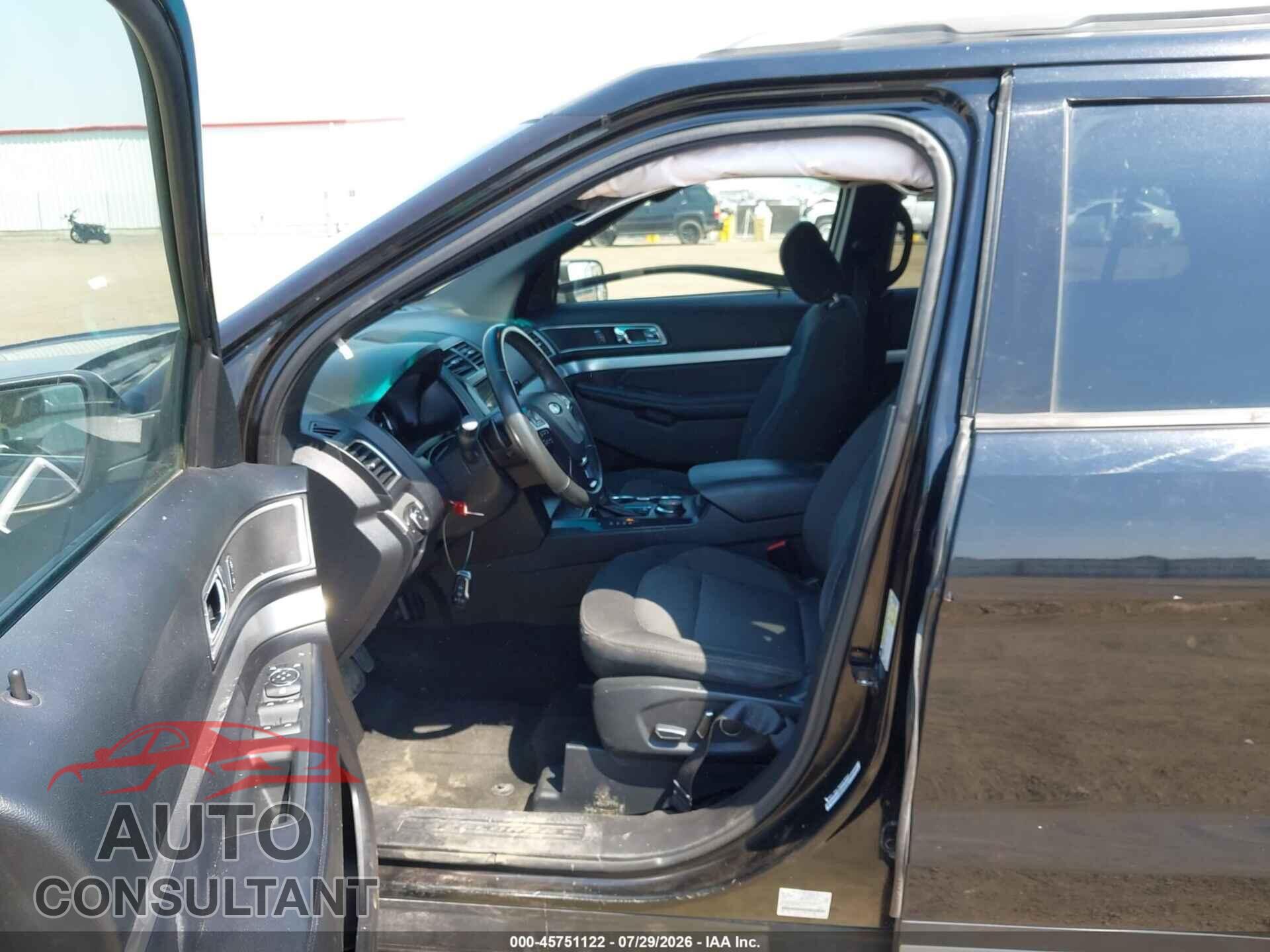 FORD EXPLORER 2017 - 1FM5K8D81HGD97134