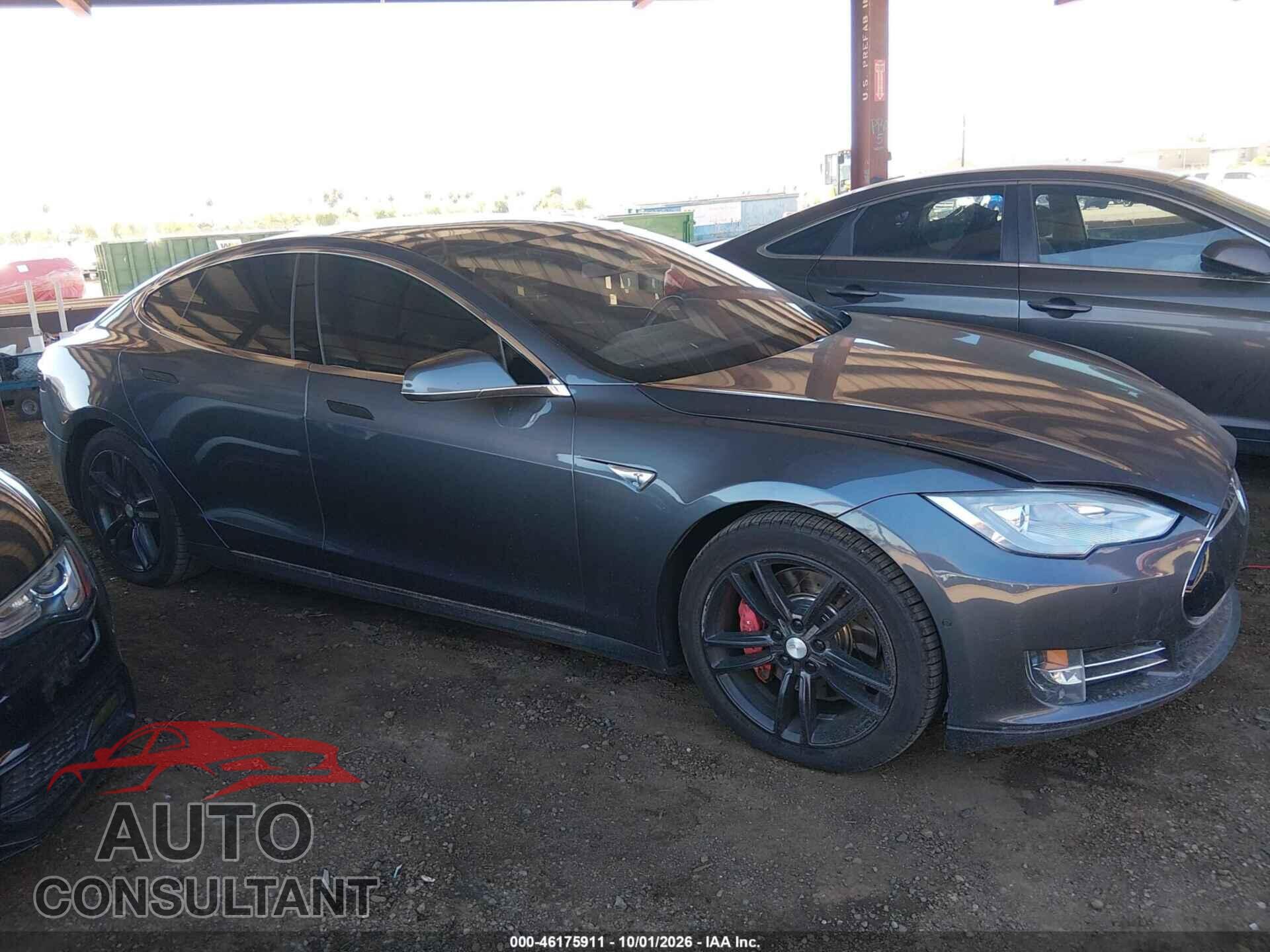 TESLA MODEL S 2014 - 5YJSA1H13EFP59565