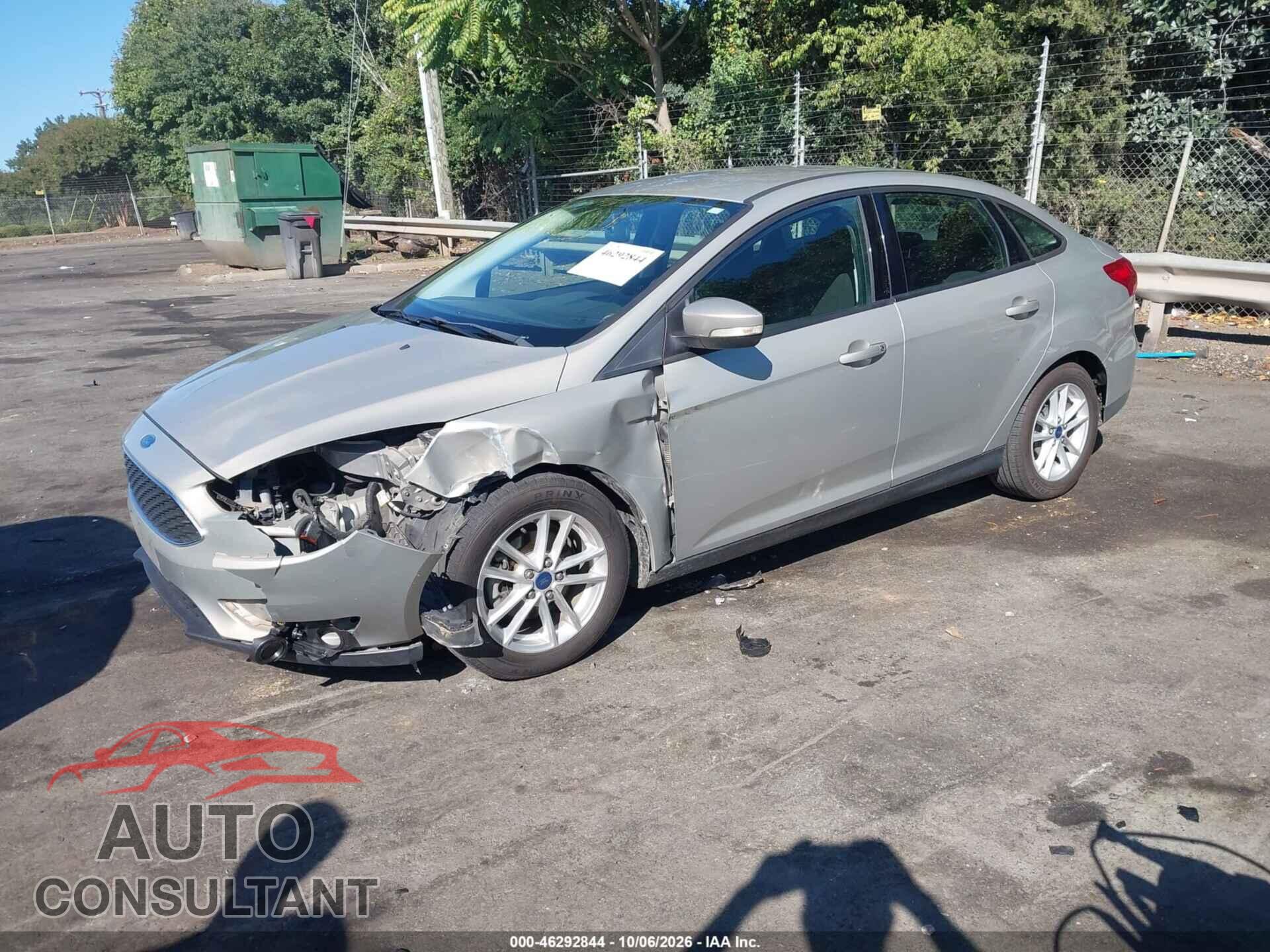 FORD FOCUS 2015 - 1FADP3F29FL217924