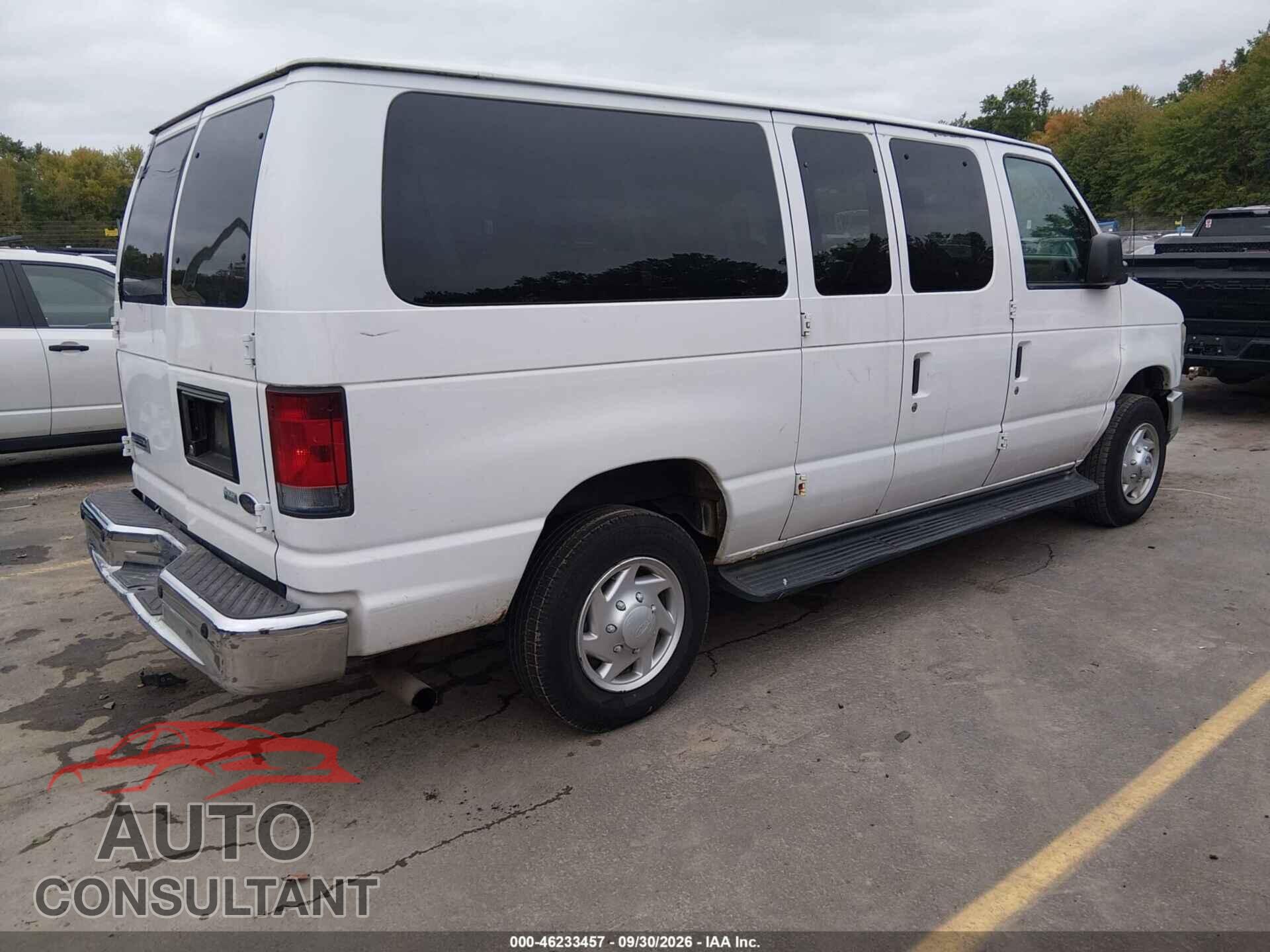 FORD E-350 SUPER DUTY 2011 - 1FBNE3BL1BDA40409