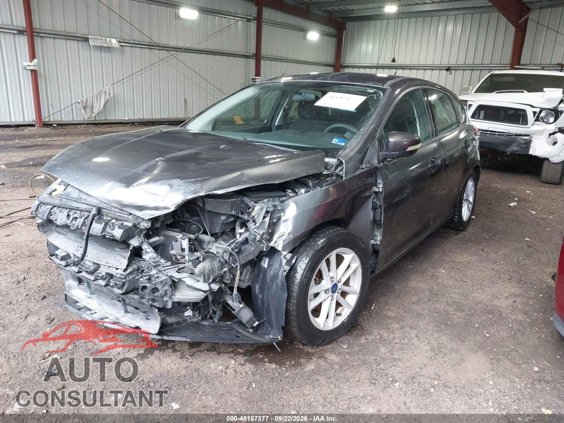 FORD FOCUS 2016 - 1FADP3K22GL393401