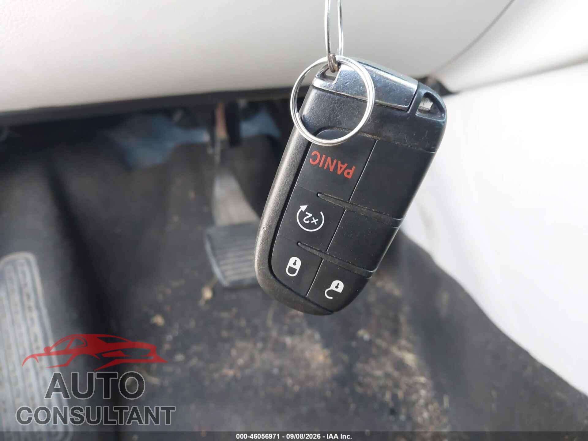JEEP COMPASS 2018 - 3C4NJCBBXJT487571