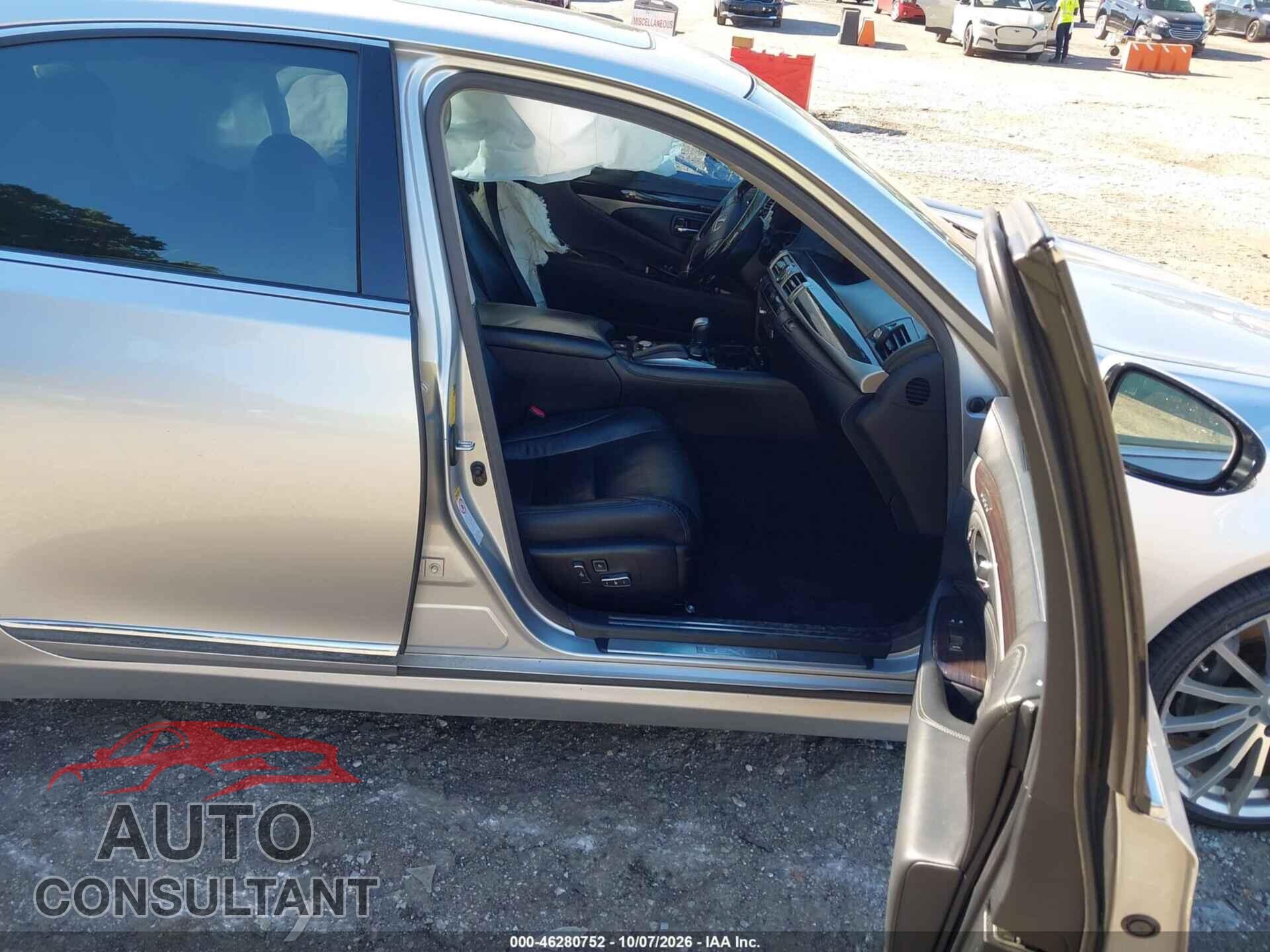 LEXUS LS 460 2014 - JTHBL5EF4E5126445