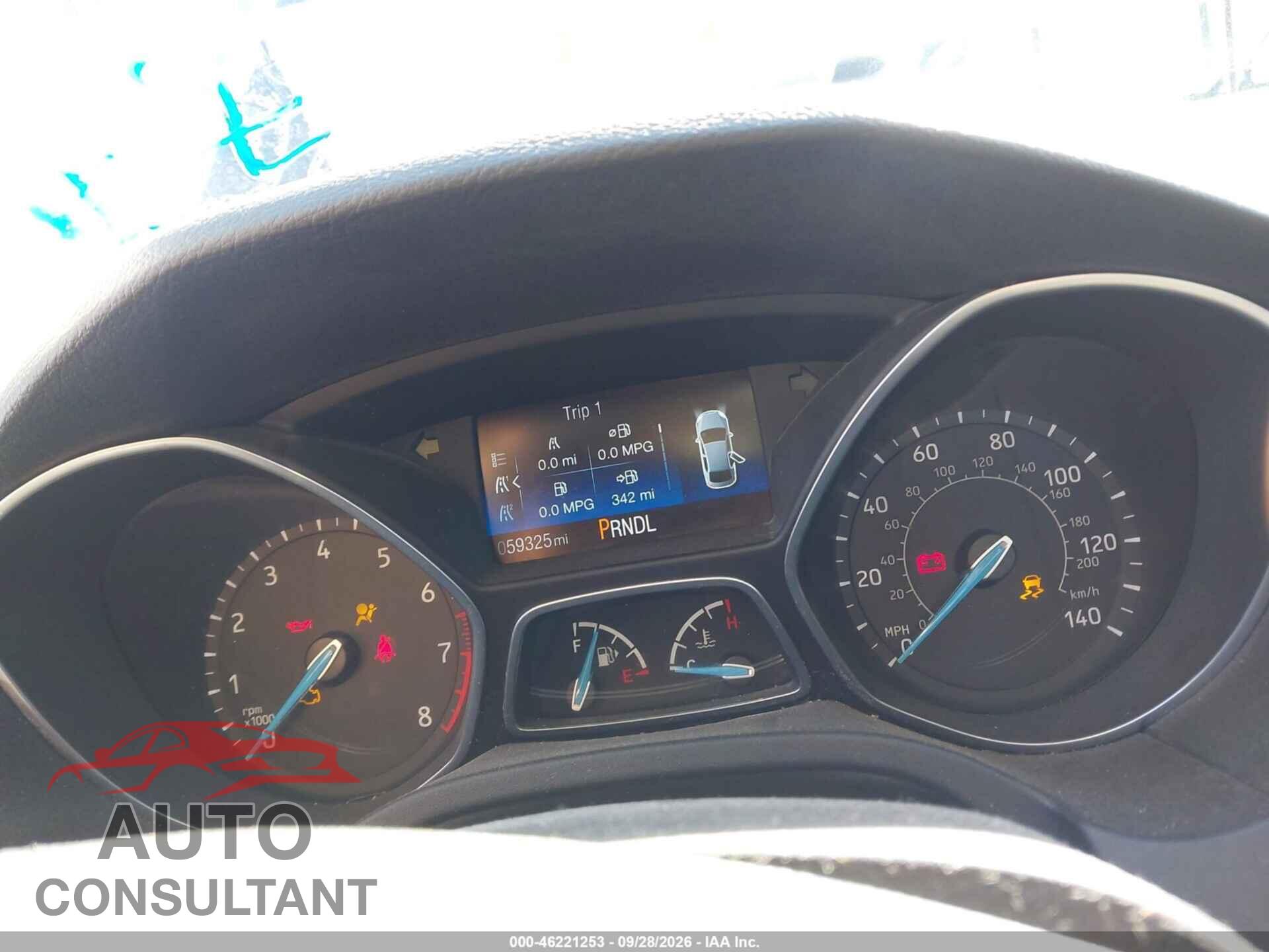 FORD FOCUS 2017 - 1FADP3E22HL295384