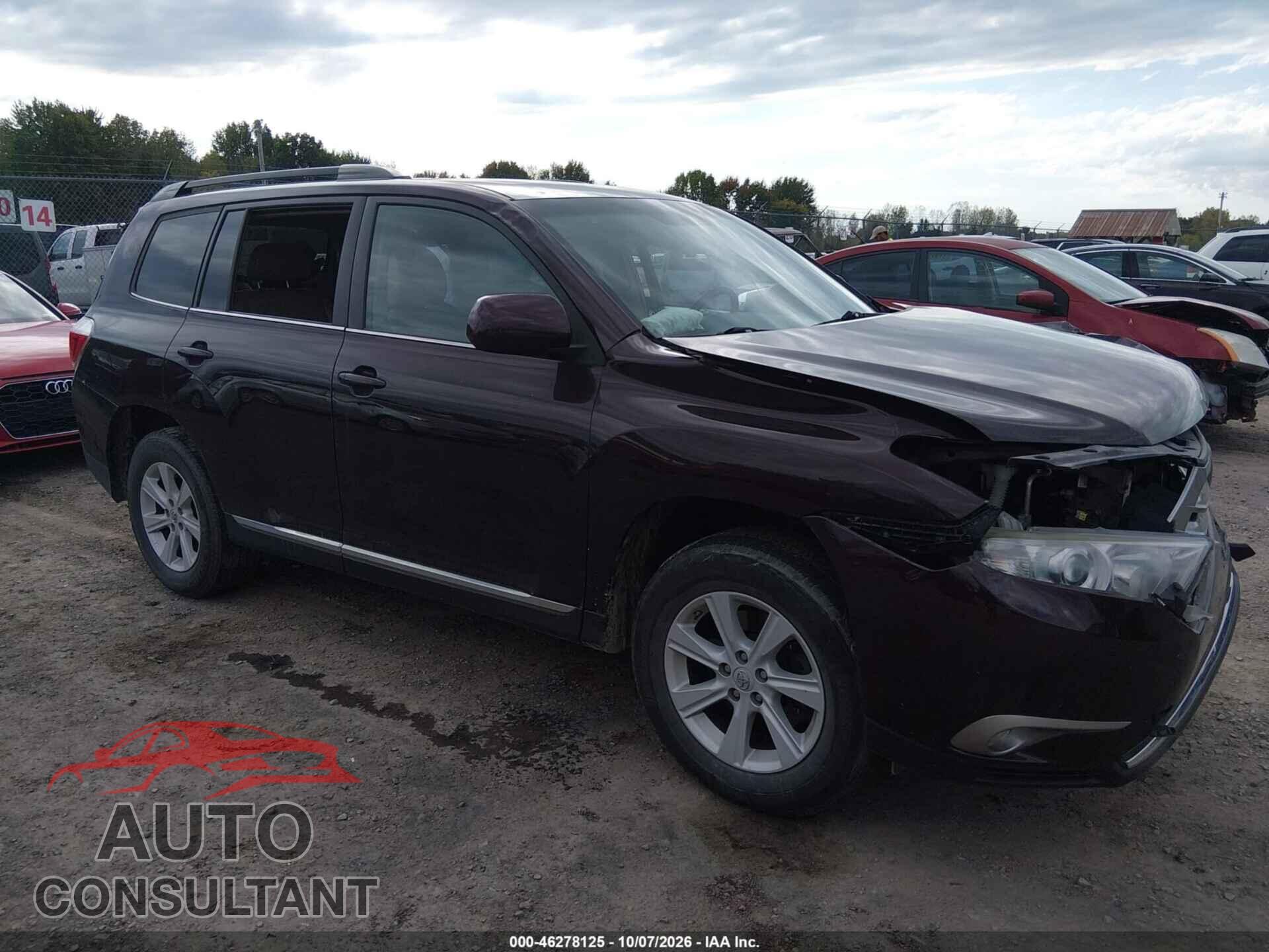 TOYOTA HIGHLANDER 2013 - 5TDBK3EH8DS276819