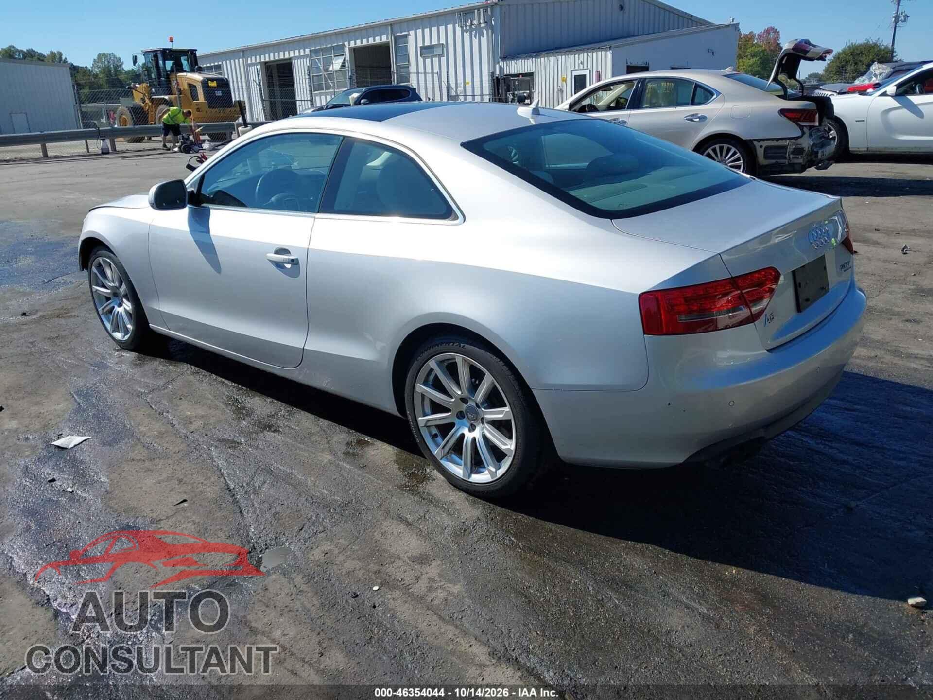 AUDI A5 2011 - WAUVFAFR2BA034712