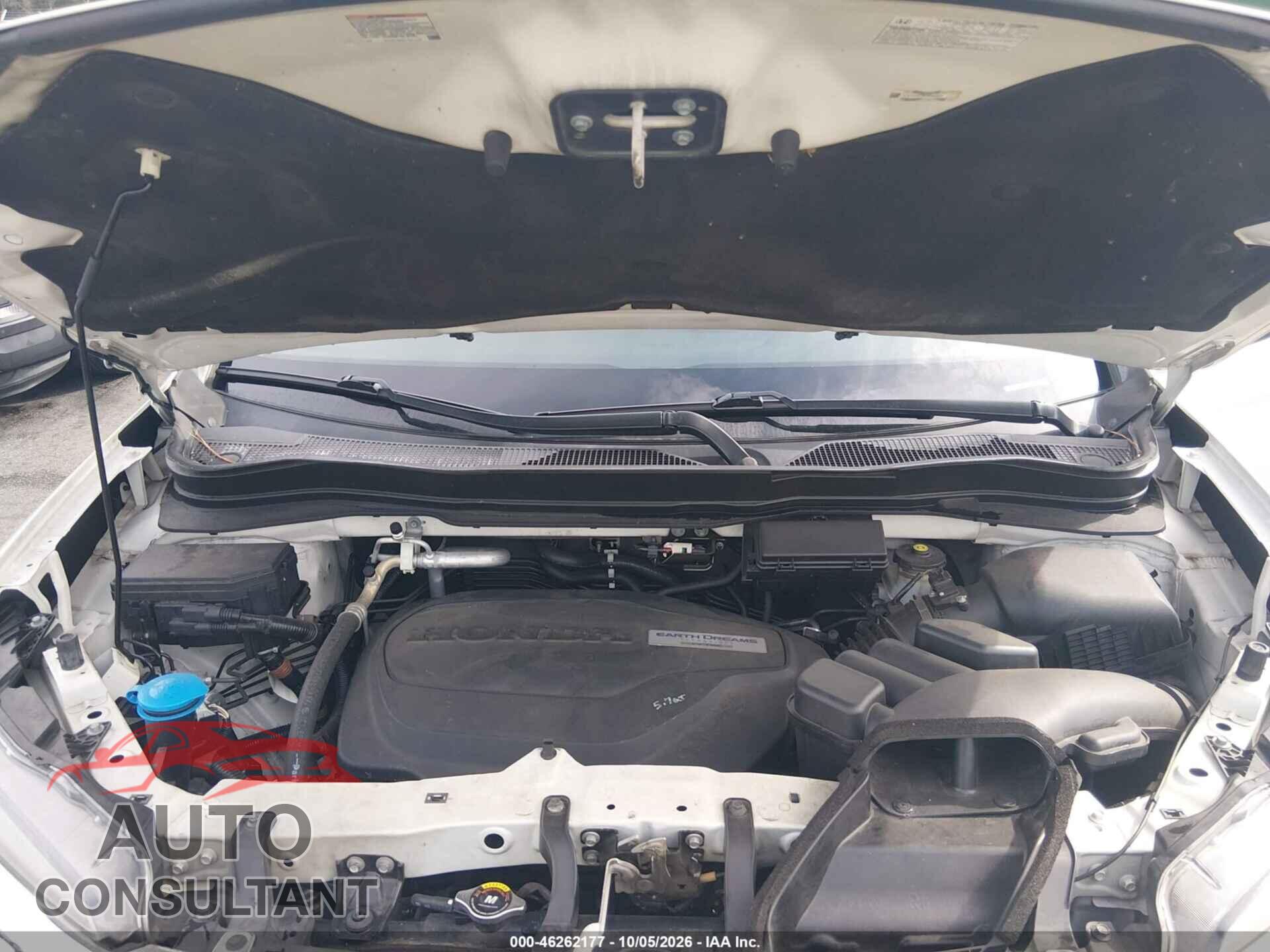 HONDA PILOT 2016 - 5FNYF6H3XGB045509