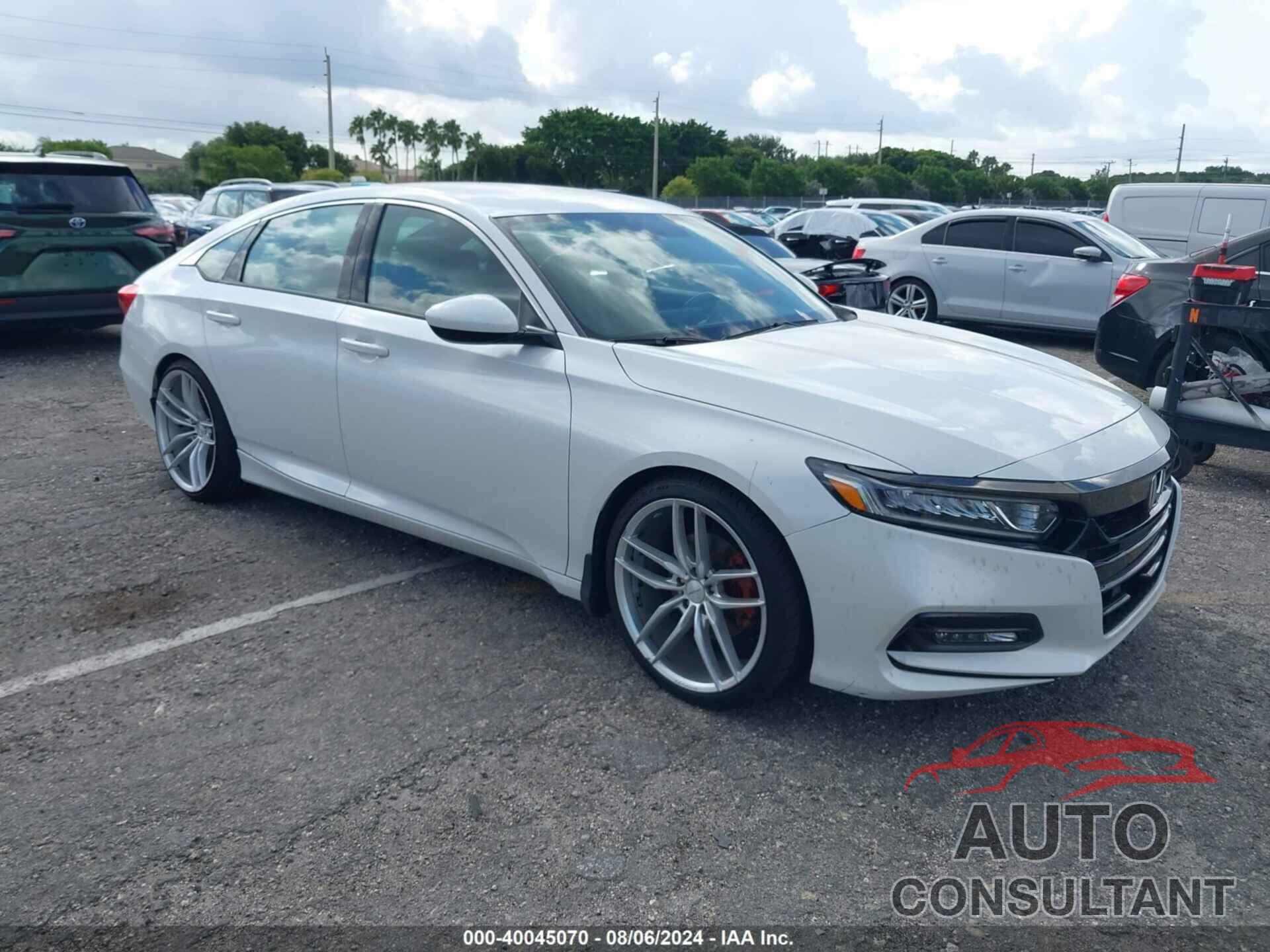 HONDA ACCORD 2018 - 1HGCV1F35JA034082