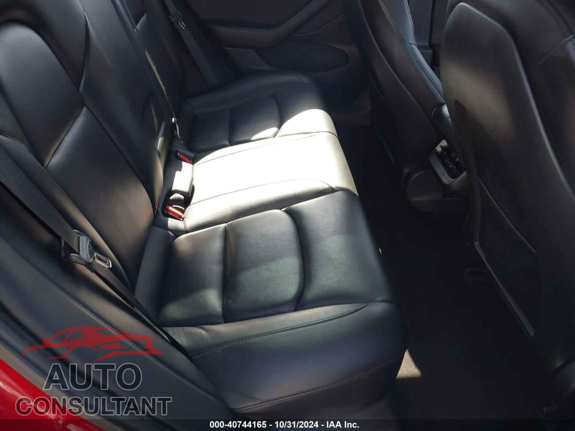 TESLA MODEL 3 2022 - 5YJ3E1EA2NF190141