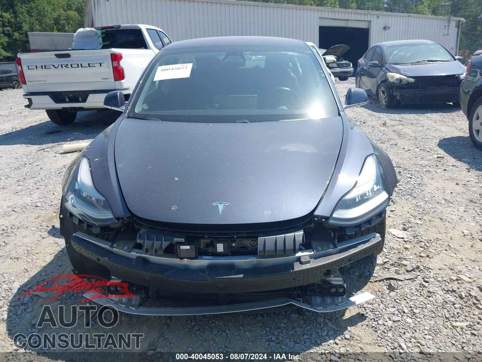 TESLA MODEL 3 2018 - 5YJ3E1EA3JF024057