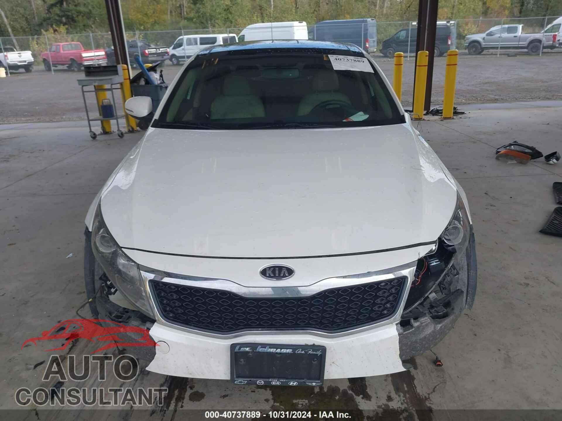 KIA OPTIMA 2011 - KNAGN4A75B5170702