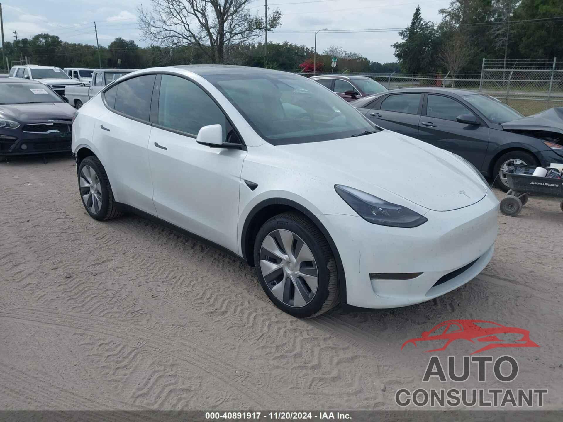 TESLA MODEL Y 2024 - 7SAYGDEE9RA276959