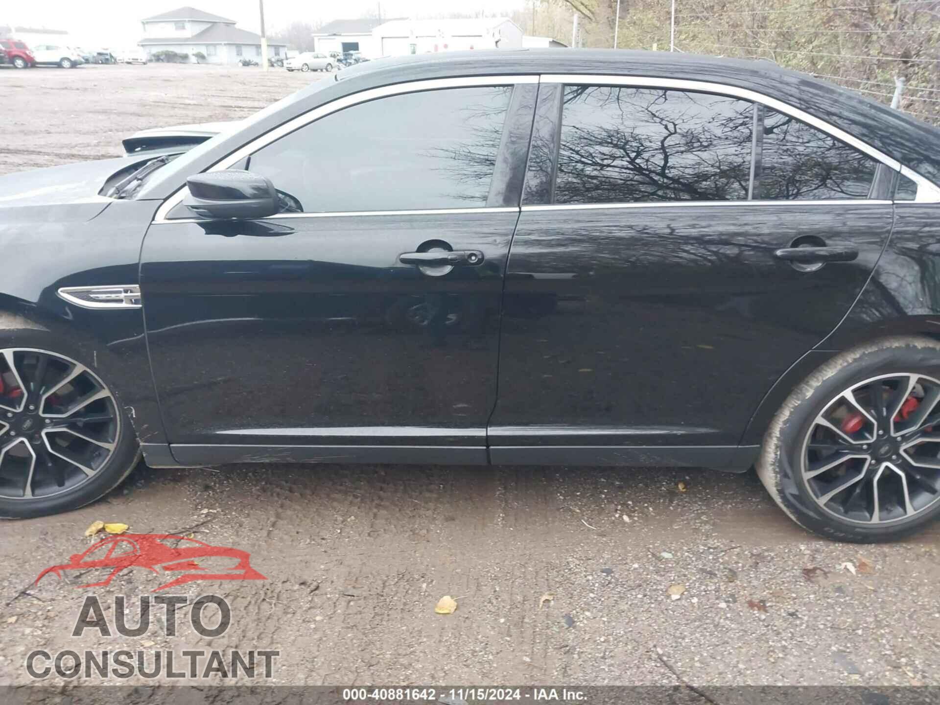 FORD TAURUS 2017 - 1FAHP2E8XHG127775