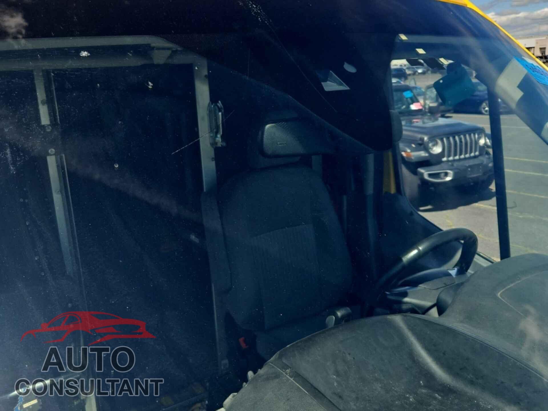 FORD TRANSIT 2016 - 1FTKR3XM2GKB35097