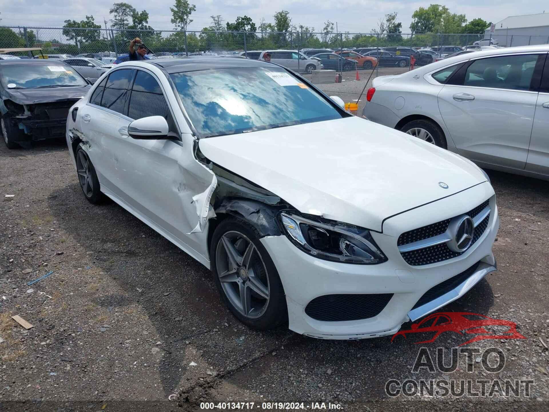 MERCEDES-BENZ C 300 2016 - 55SWF4KB3GU138687