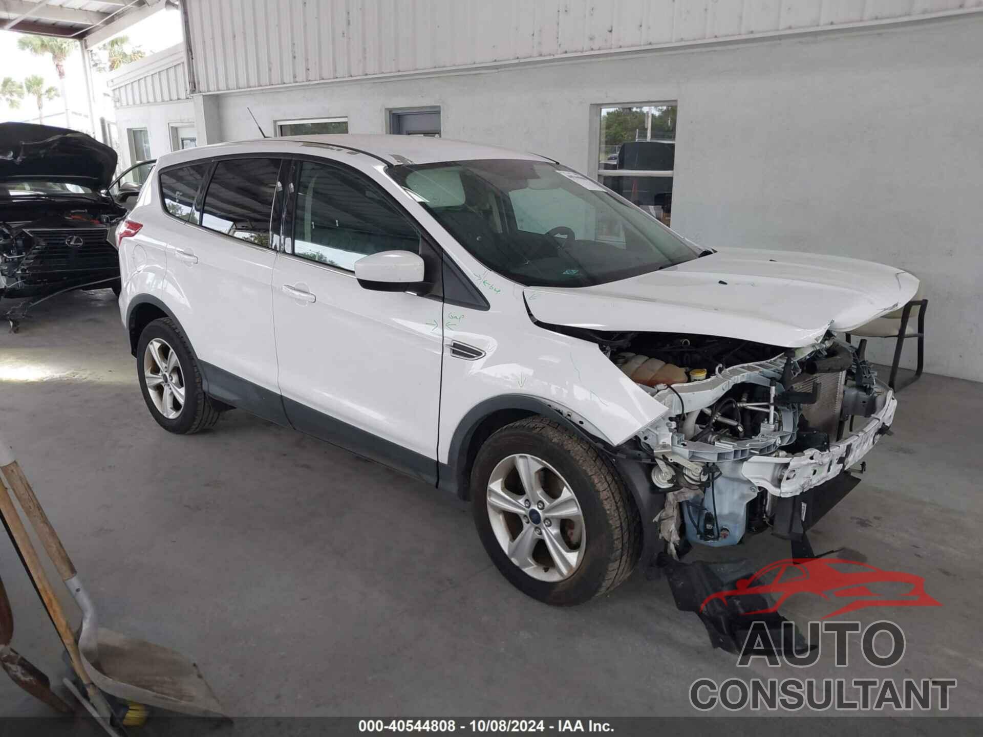FORD ESCAPE 2016 - 1FMCU0G72GUC01014