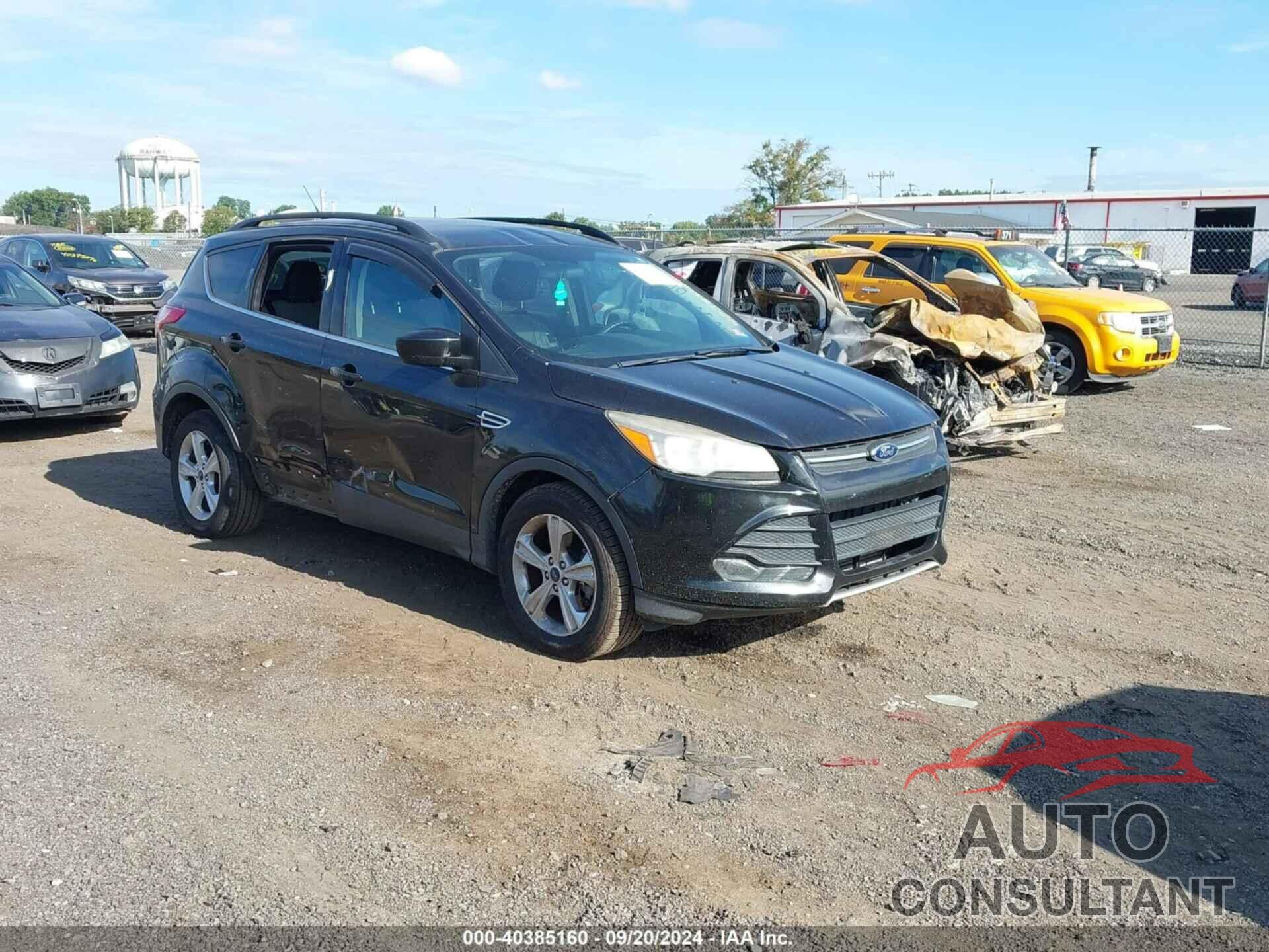 FORD ESCAPE 2015 - 1FMCU9G91FUC82320