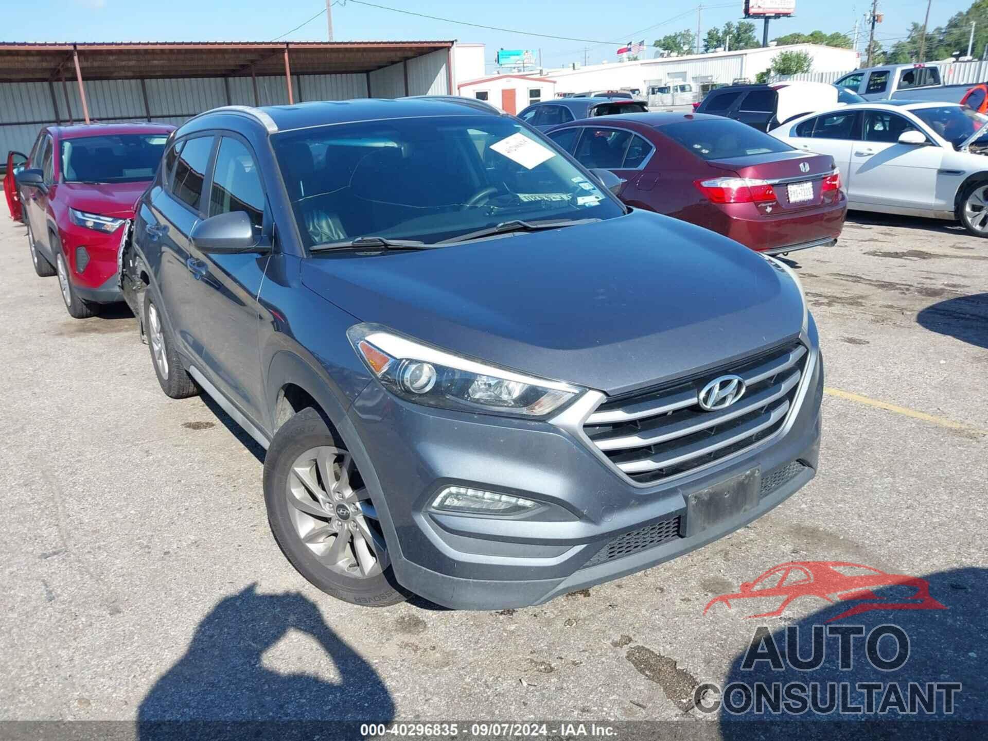 HYUNDAI TUCSON 2017 - KM8J33A49HU530028