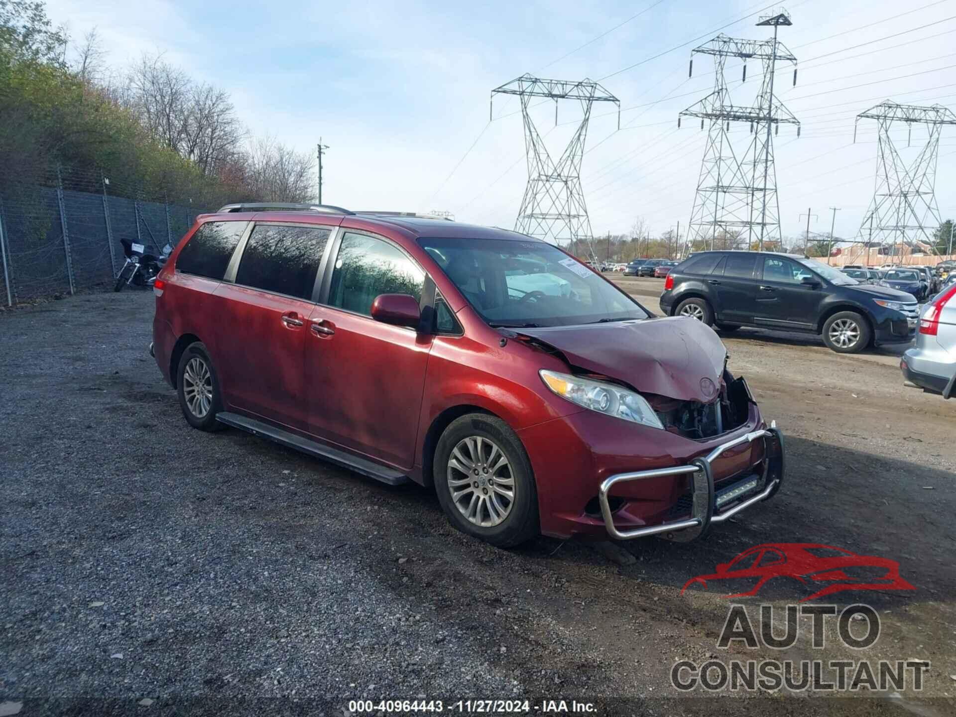 TOYOTA SIENNA 2013 - 5TDYK3DC2DS386071