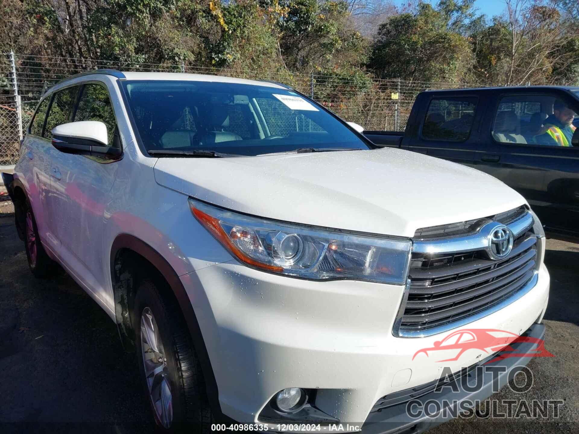 TOYOTA HIGHLANDER 2015 - 5TDJKRFH2FS101160