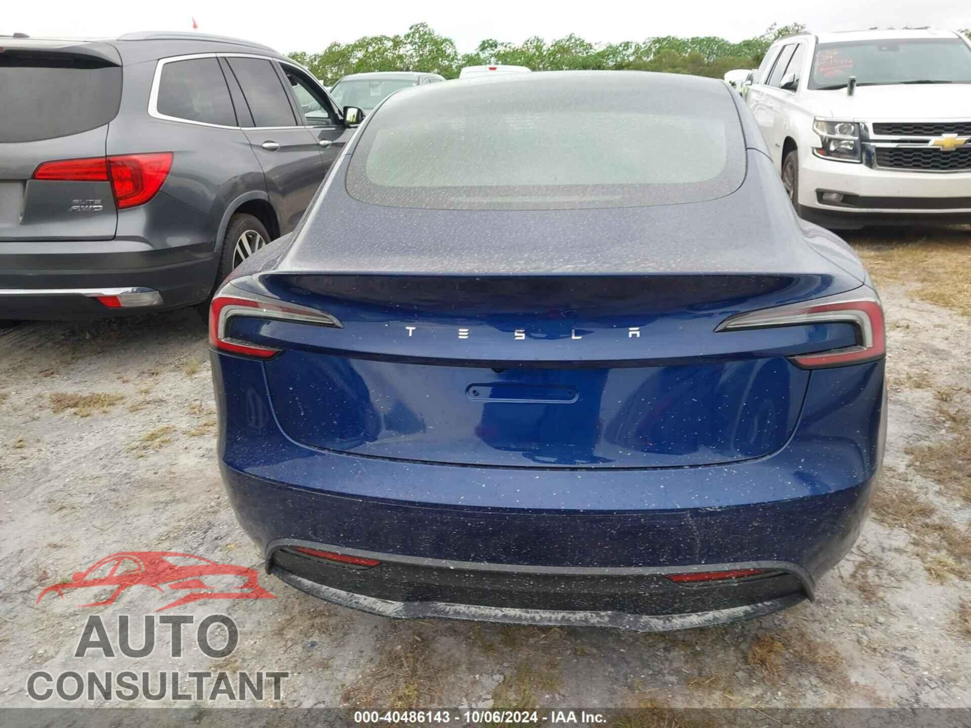 TESLA MODEL 3 2024 - 5YJ3E1EA3RF766079