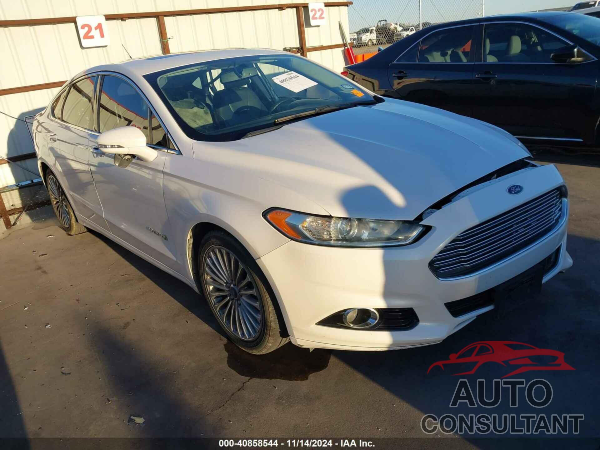 FORD FUSION HYBRID 2013 - 3FA6P0RU1DR337588