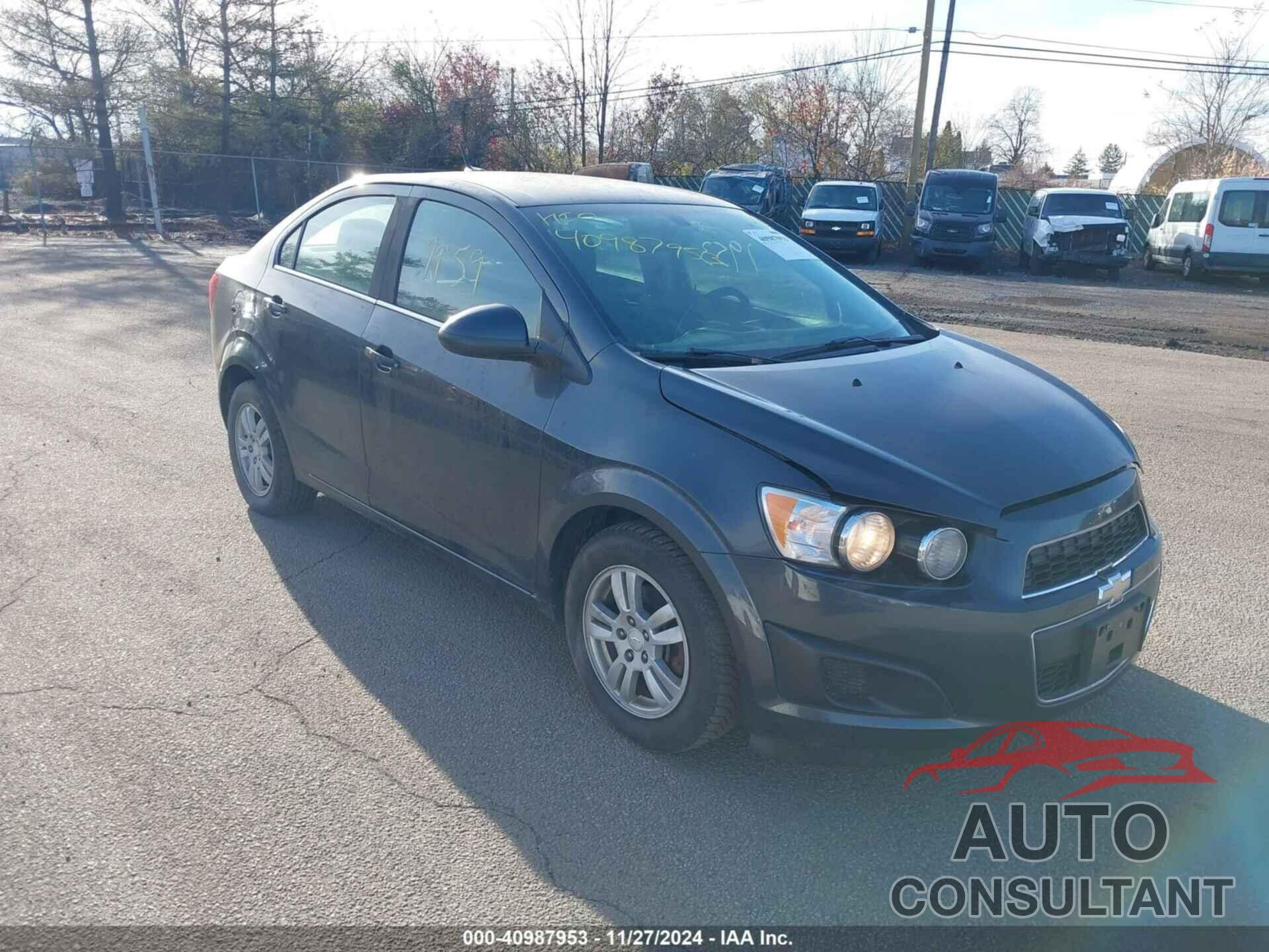 CHEVROLET SONIC 2014 - 1G1JC5SG3E4141785
