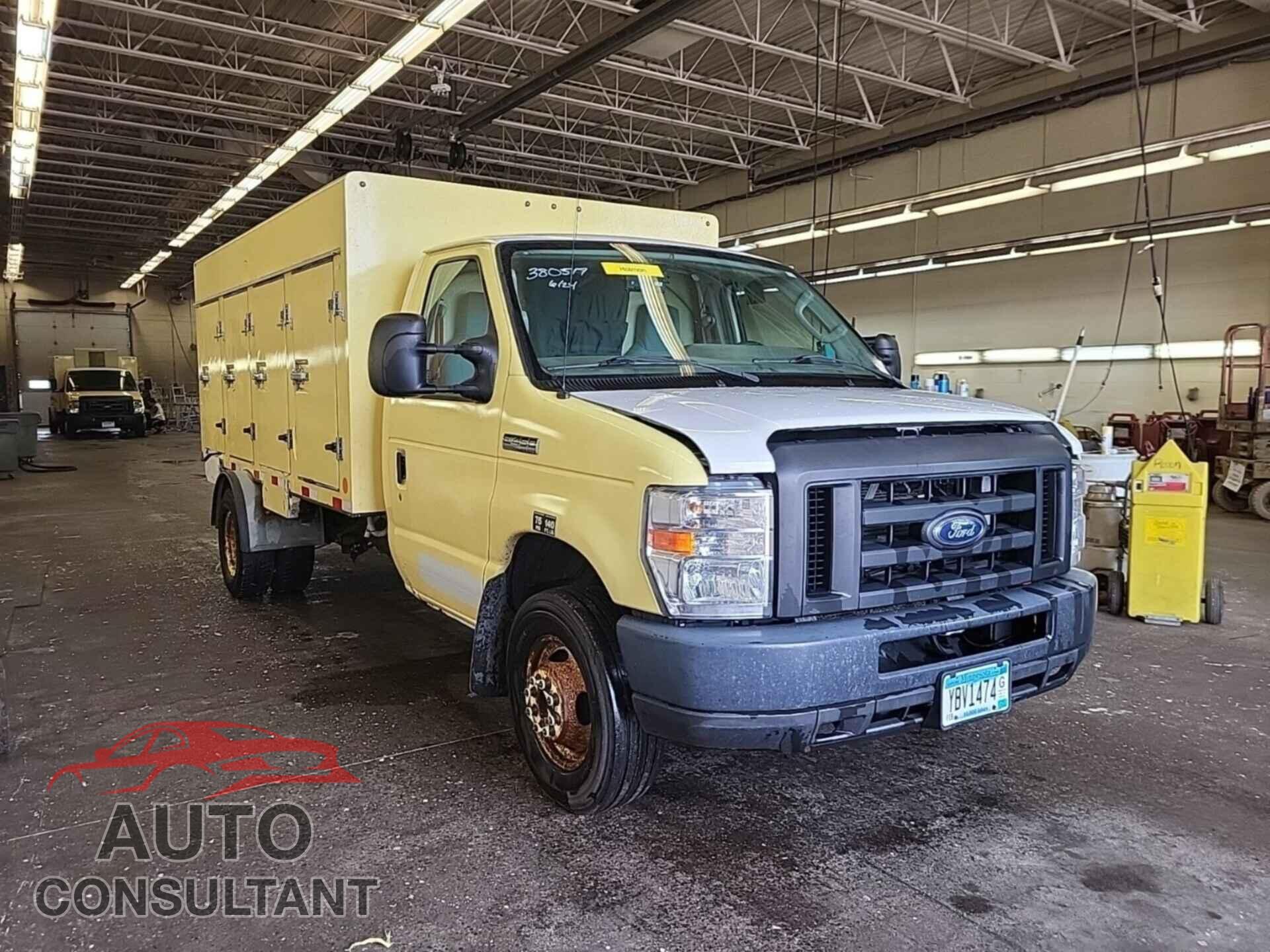 FORD ECONOLINE 2017 - 1FDXE4FS6HDC72228