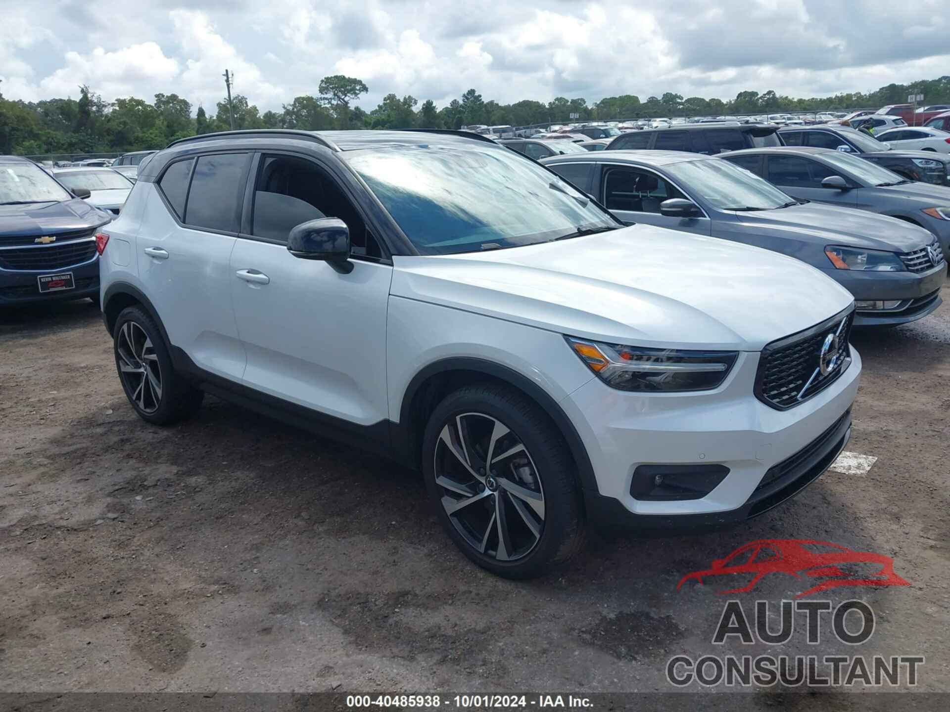 VOLVO XC40 2021 - YV4162UM5M2459379