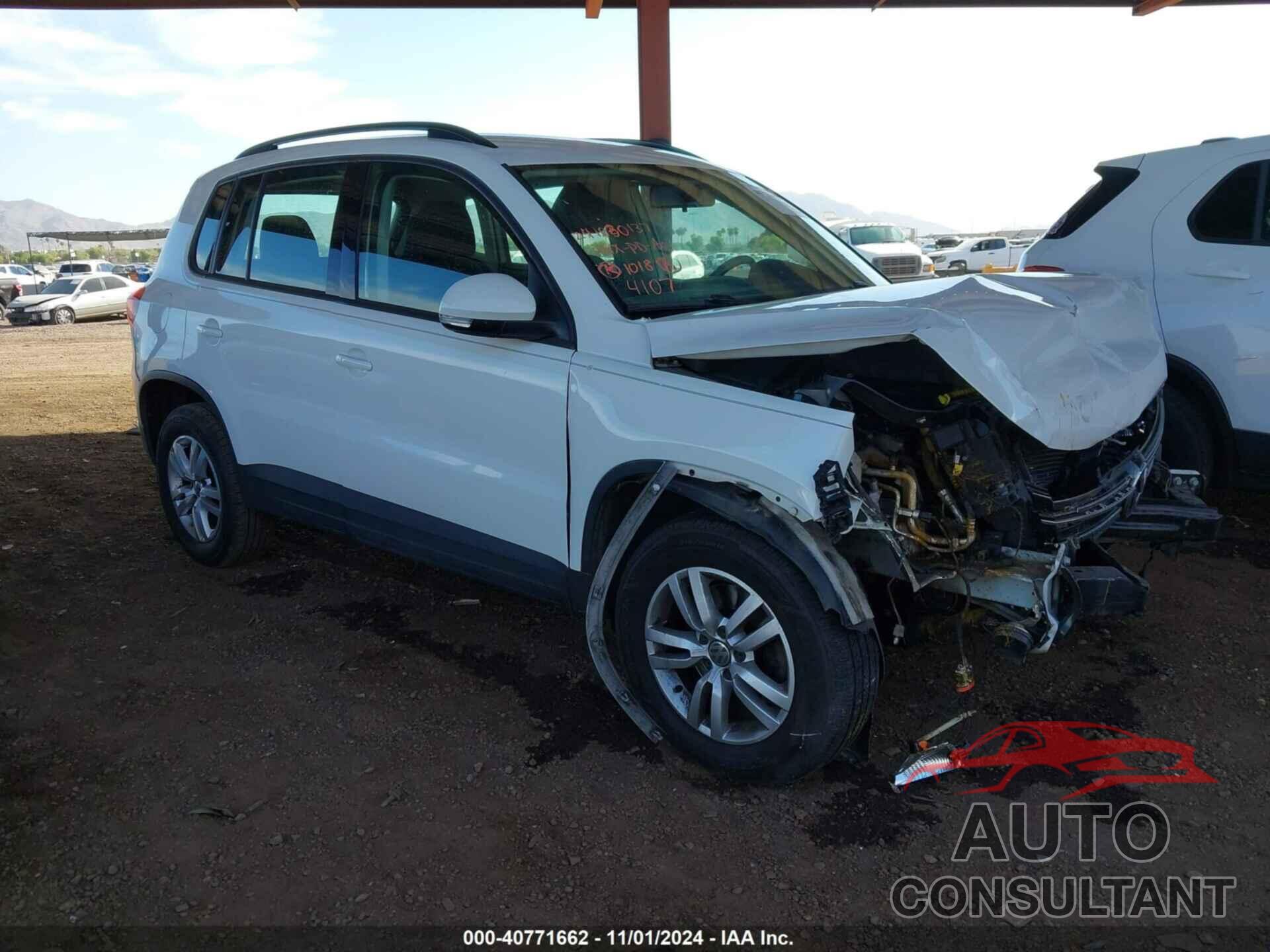 VOLKSWAGEN TIGUAN 2015 - WVGAV7AX6FW514107