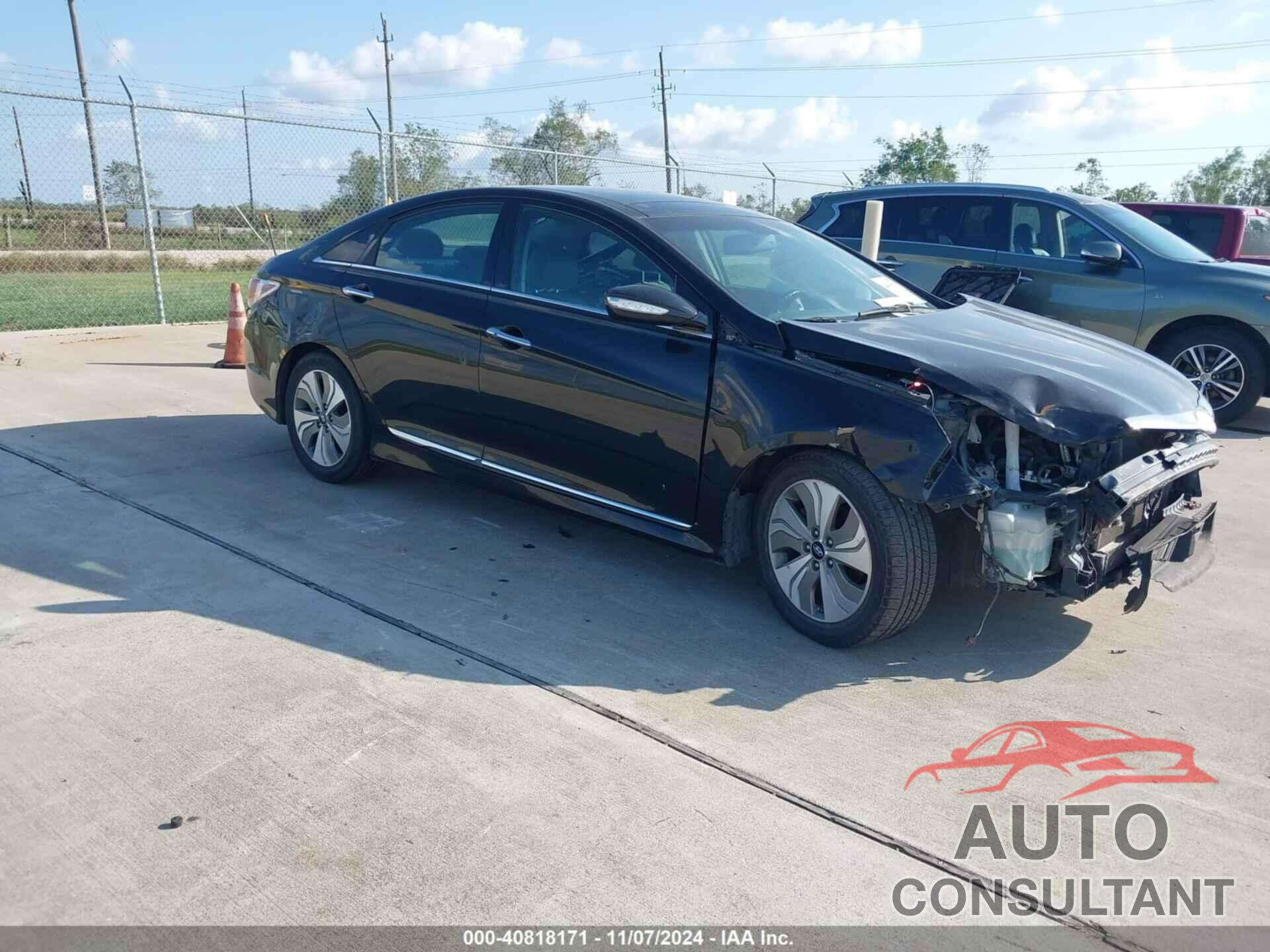 HYUNDAI SONATA HYBRID 2014 - KMHEC4A4XEA110587