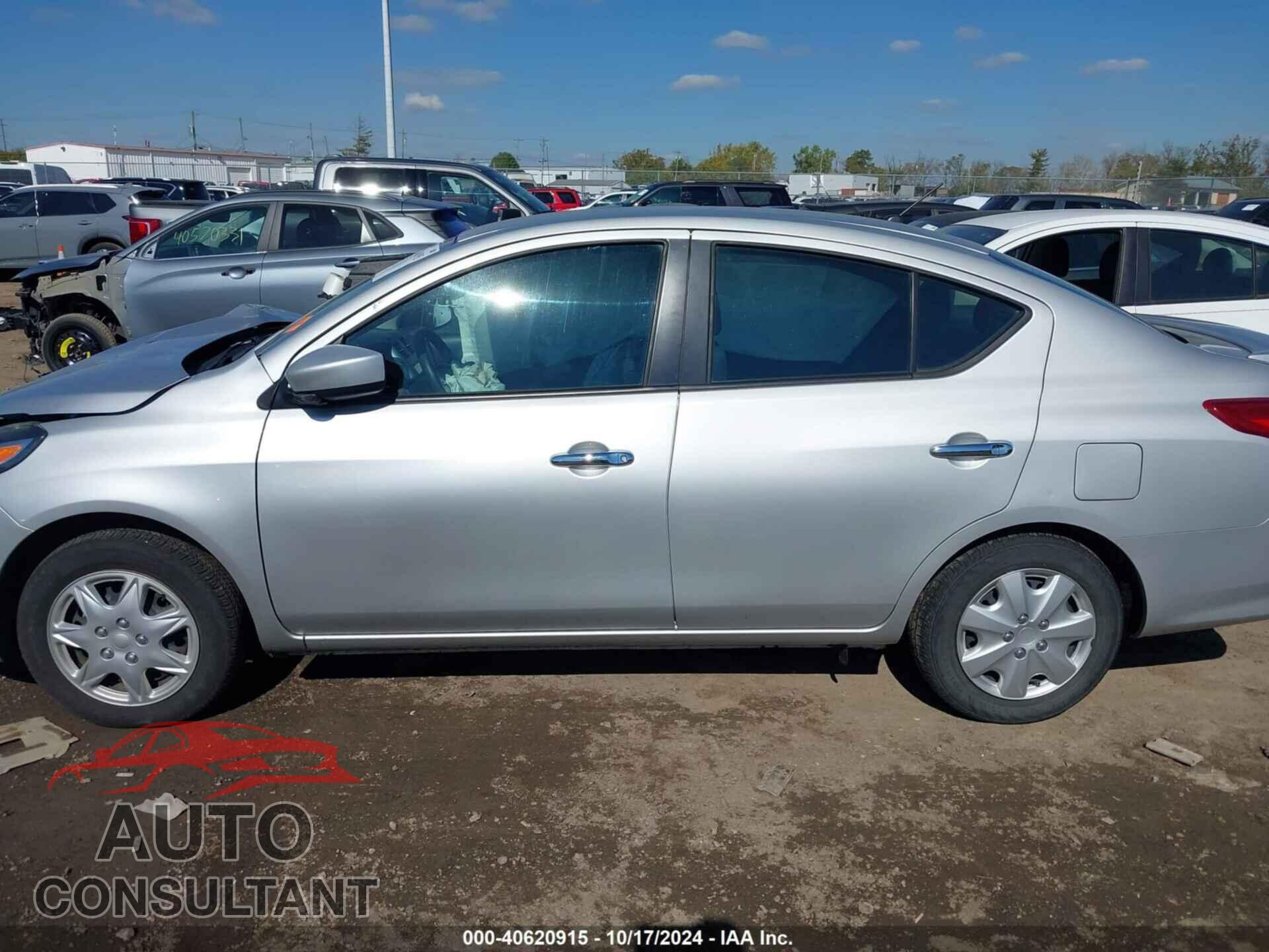NISSAN VERSA 2019 - 3N1CN7AP3KL851415