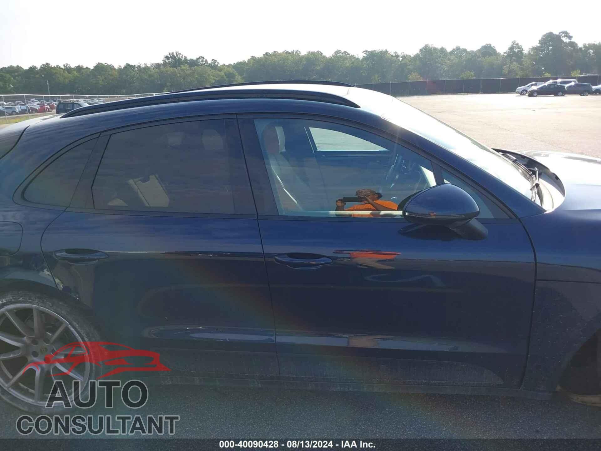 PORSCHE MACAN 2017 - WP1AA2A50HLB81651