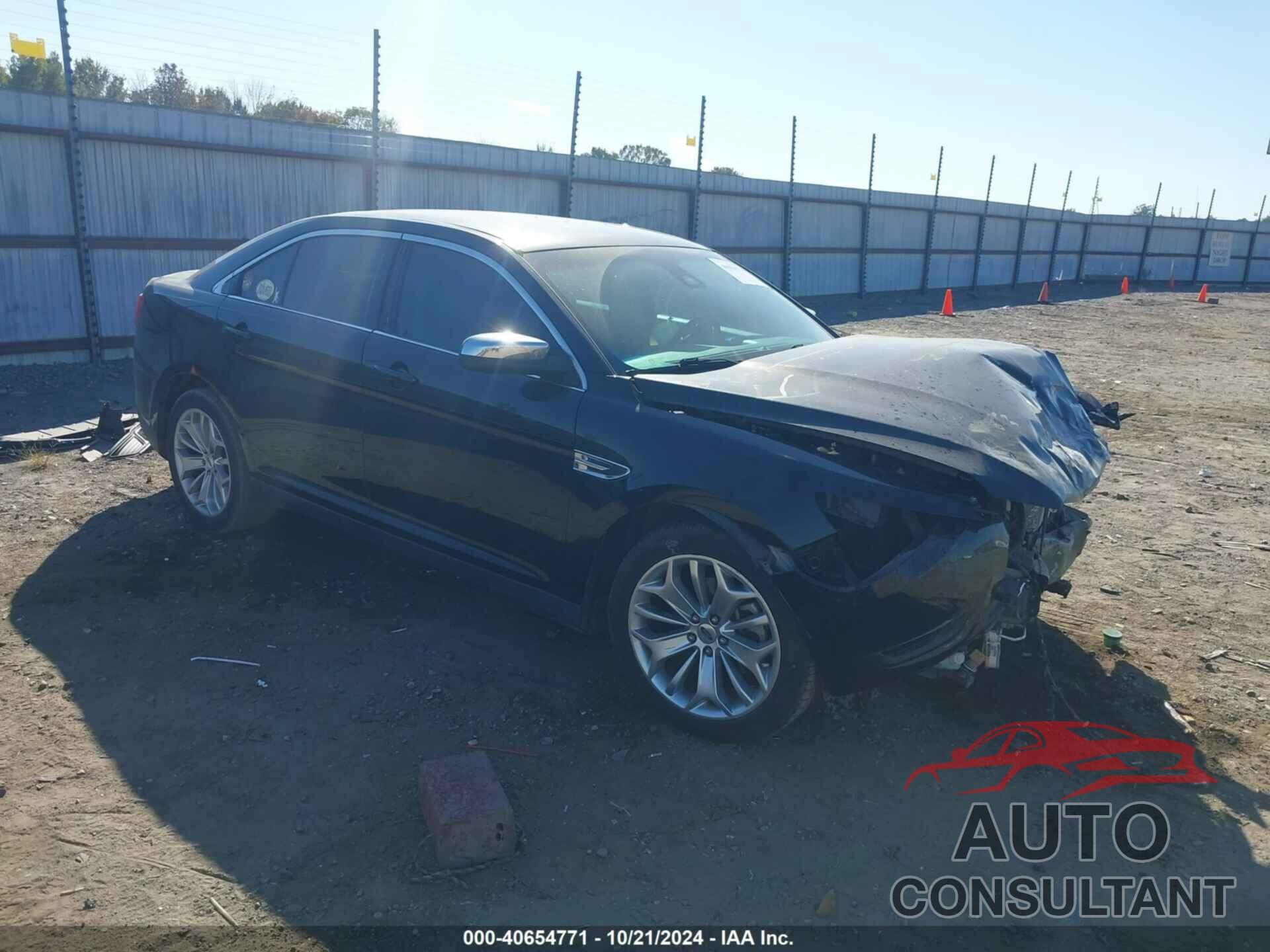 FORD TAURUS 2019 - 1FAHP2F83KG114064