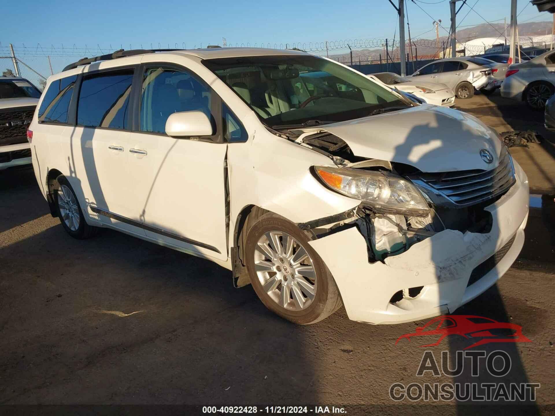 TOYOTA SIENNA 2012 - 5TDYK3DC1CS236578