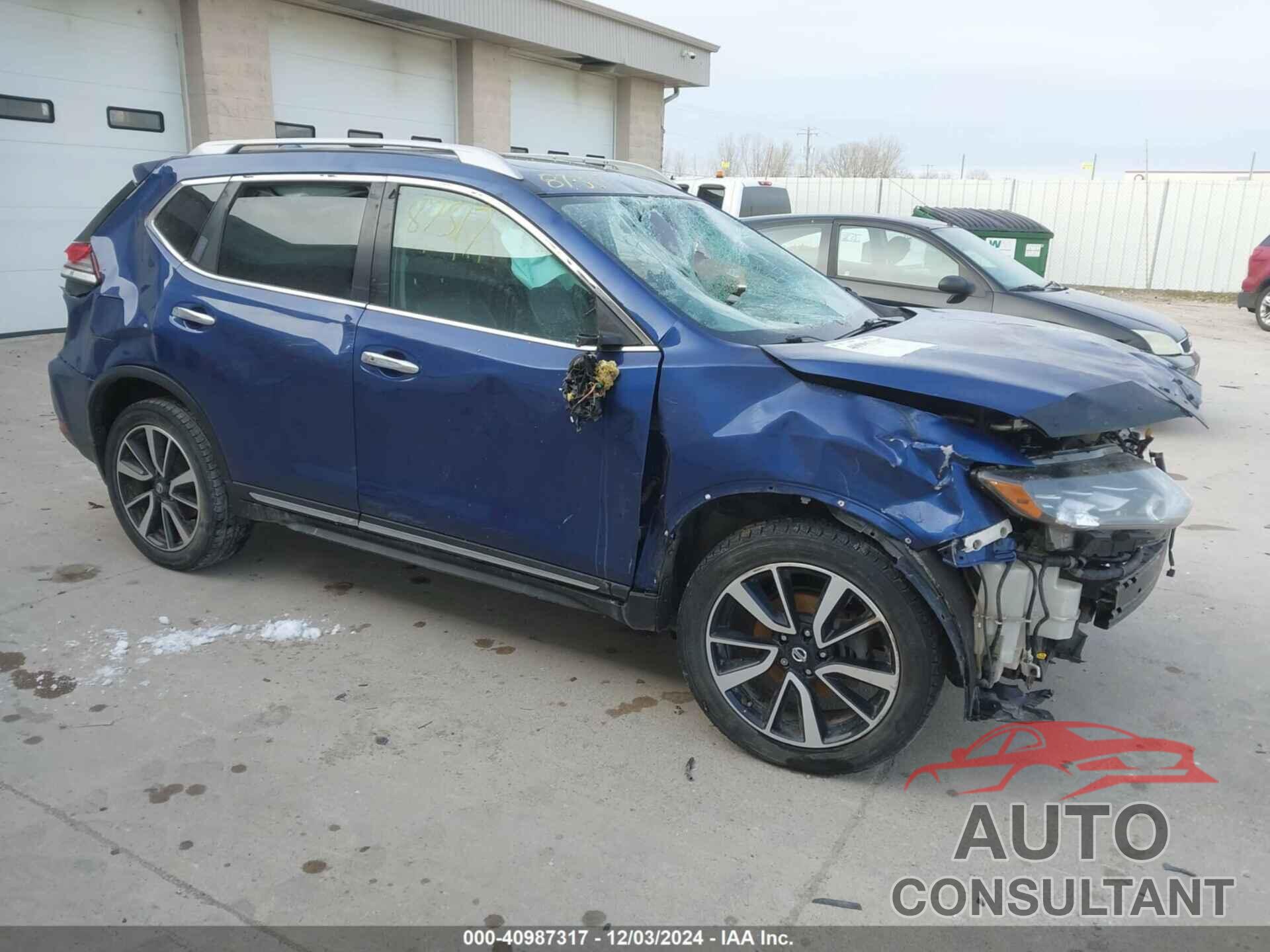 NISSAN ROGUE 2017 - 5N1AT2MV3HC817918