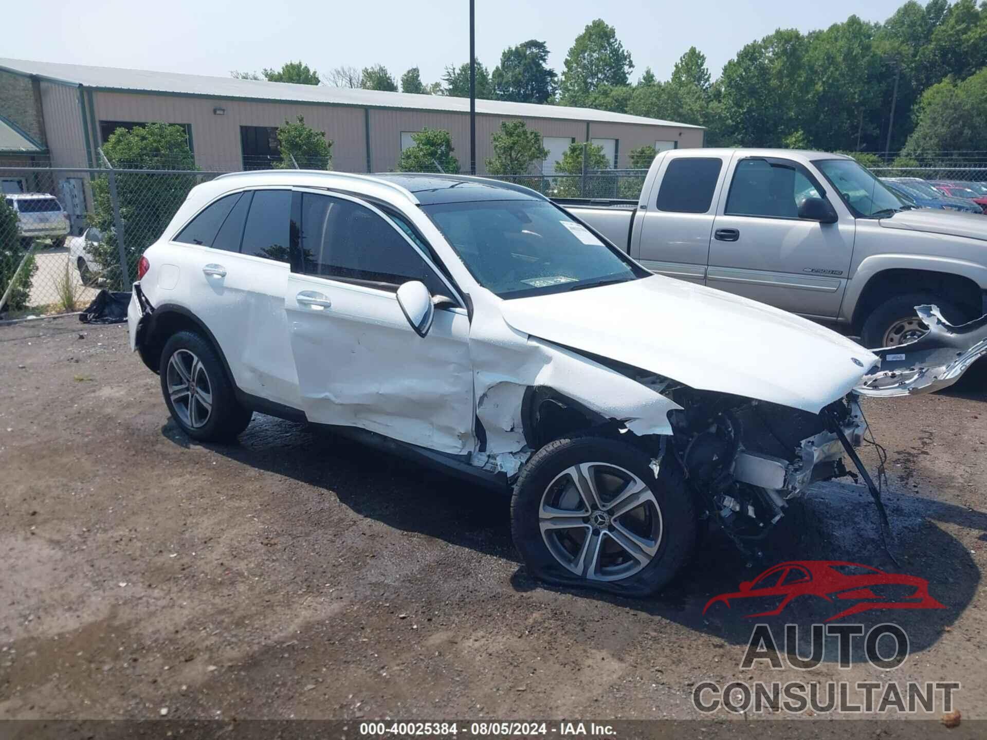 MERCEDES-BENZ GLC 300 2018 - WDC0G4KBXJV043356